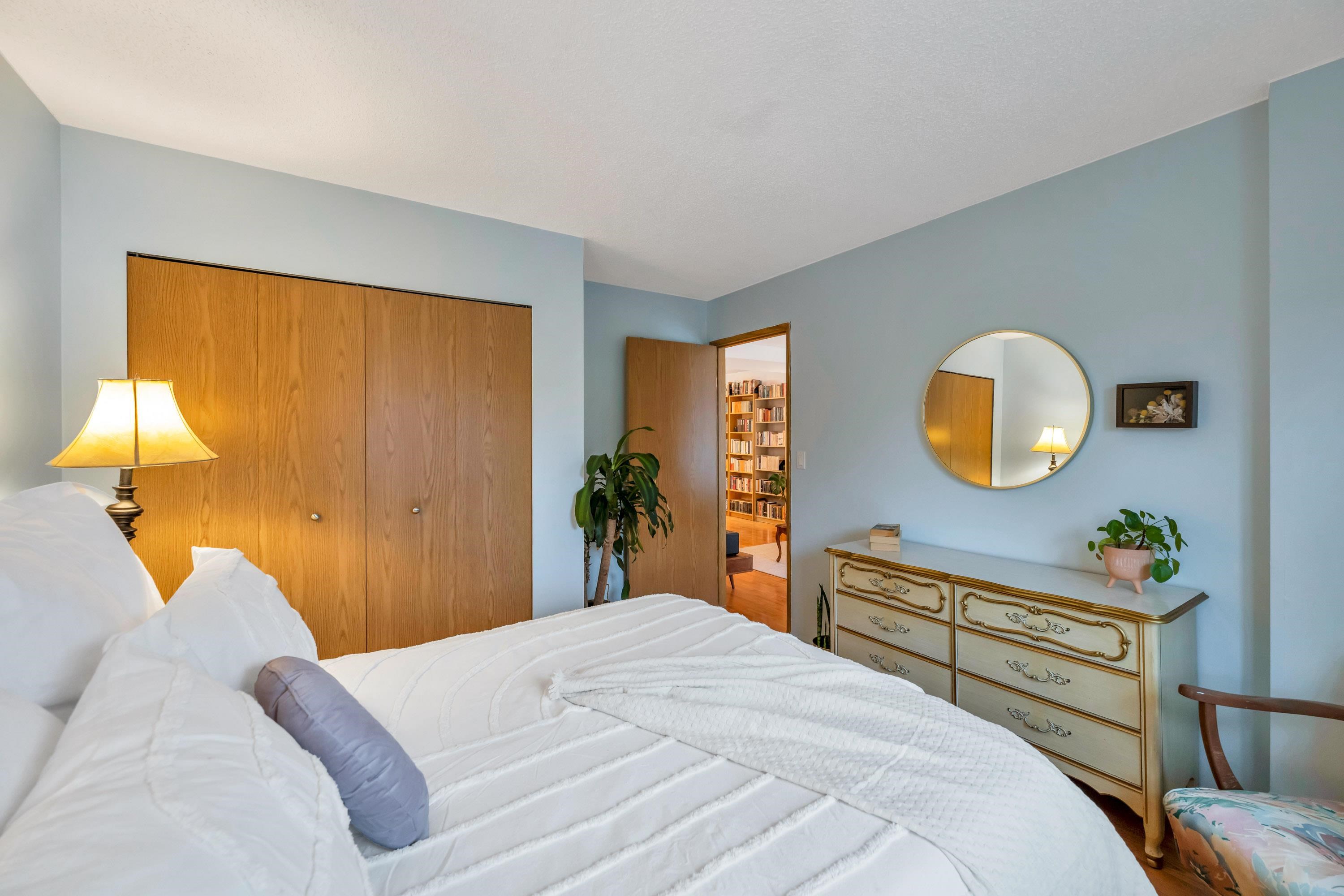 402 2328 OXFORD STREET, #402