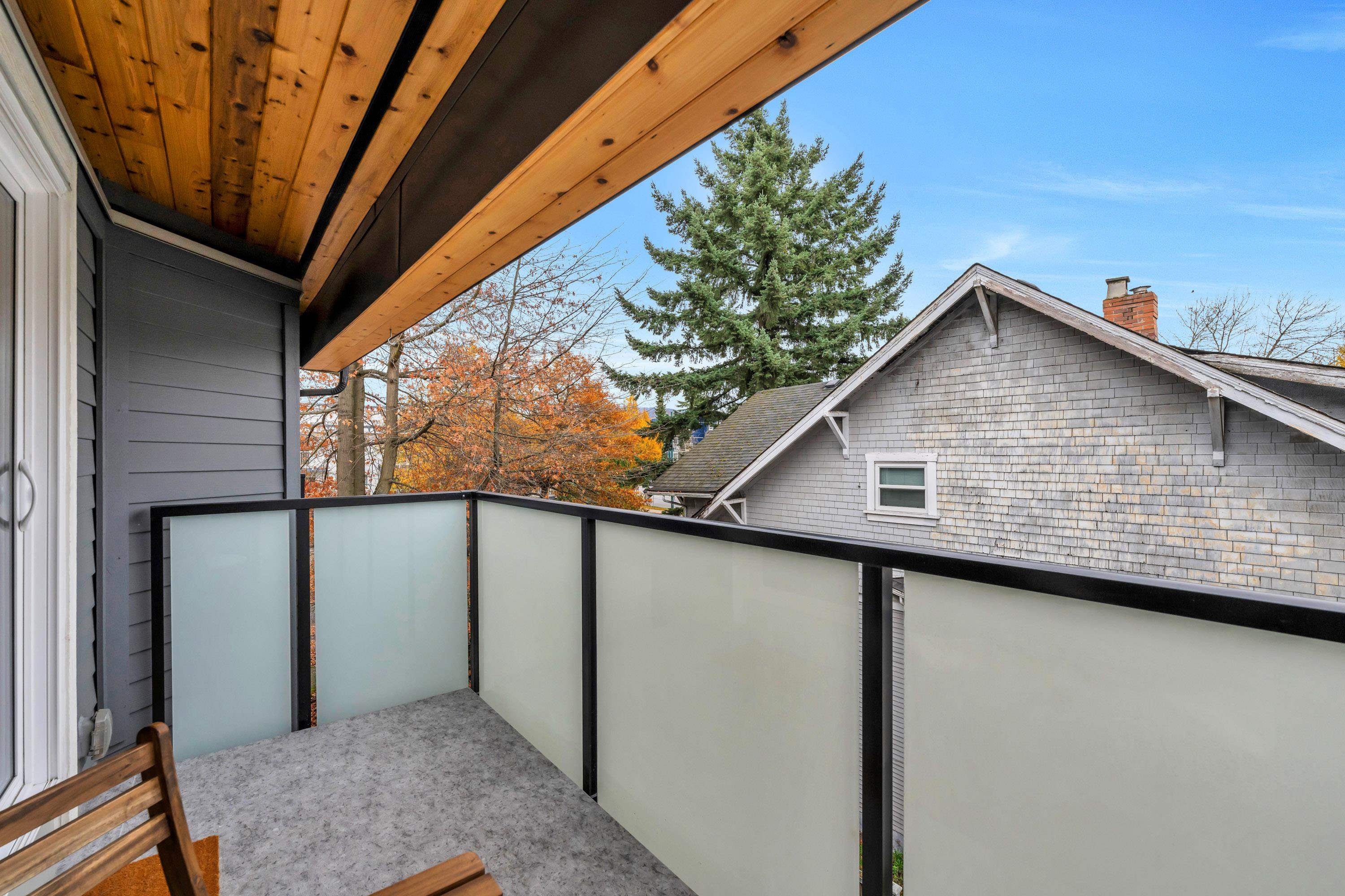 402 2328 OXFORD STREET, #402