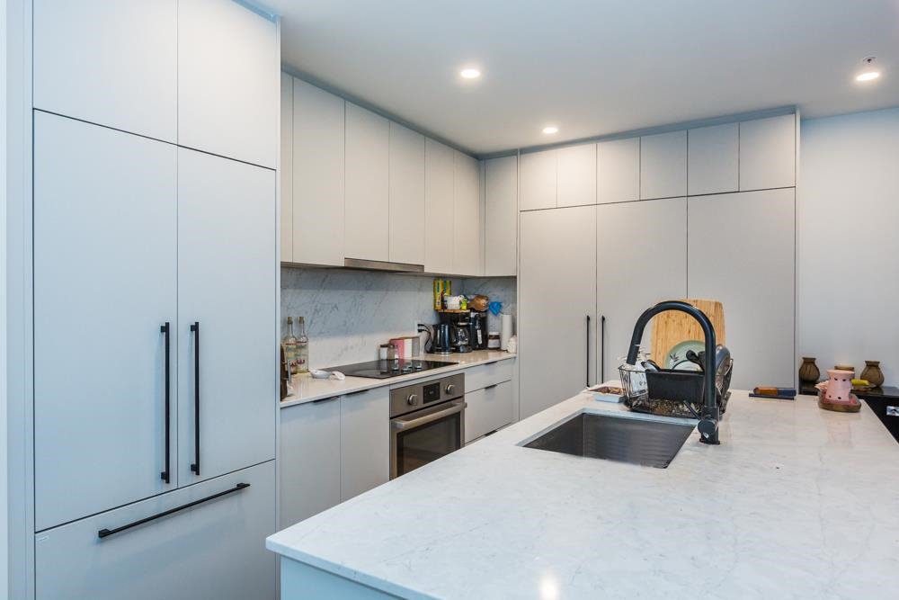 205 10225 WHALLEY BOULEVARD, #205