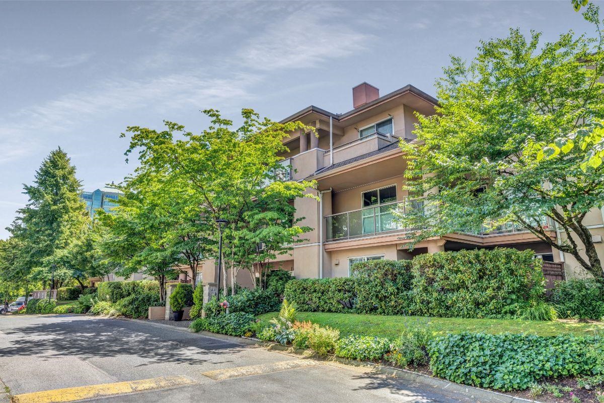 305 14988 101A AVENUE, #305