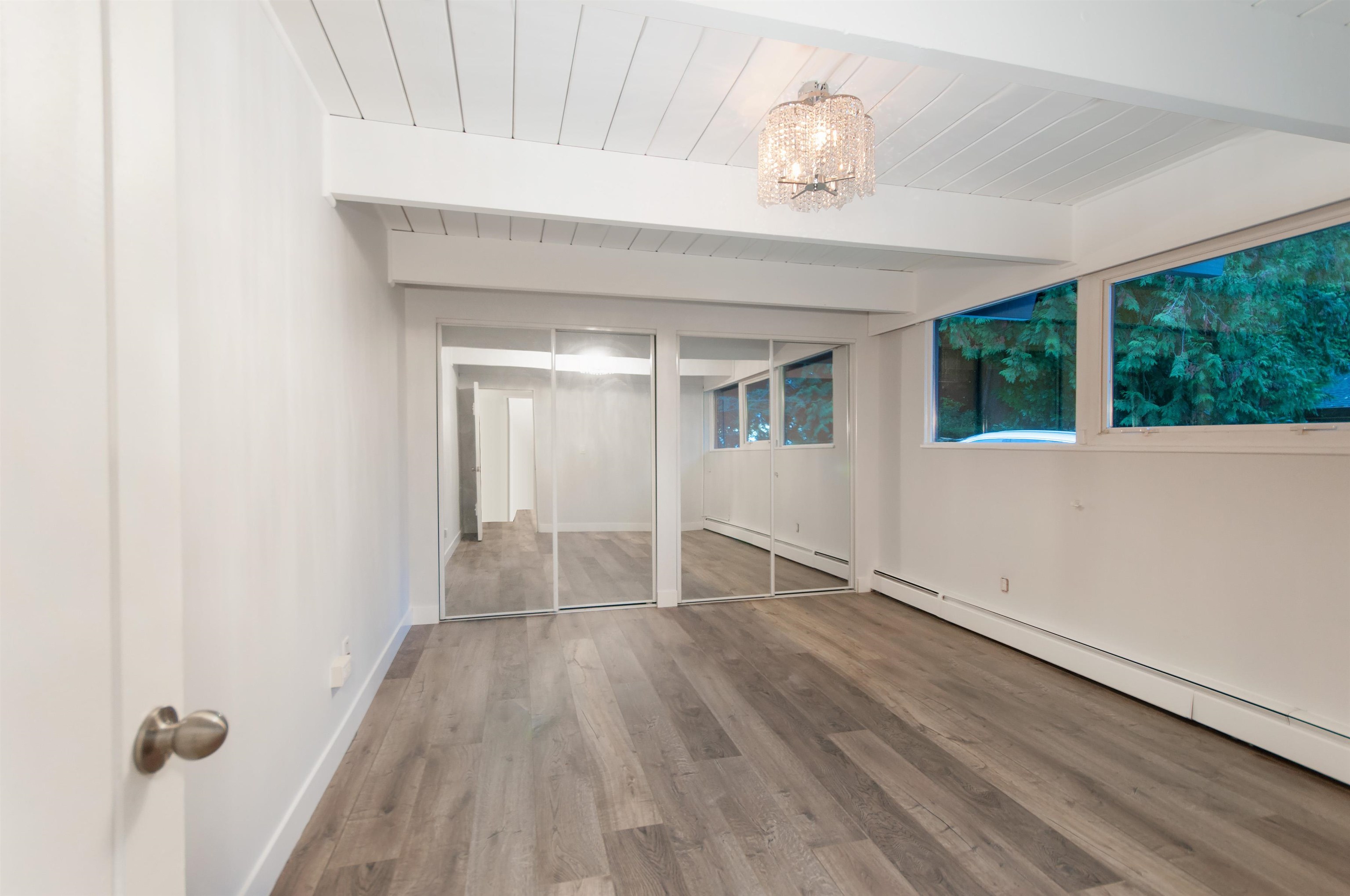 2707 ROSEBERY AVENUE