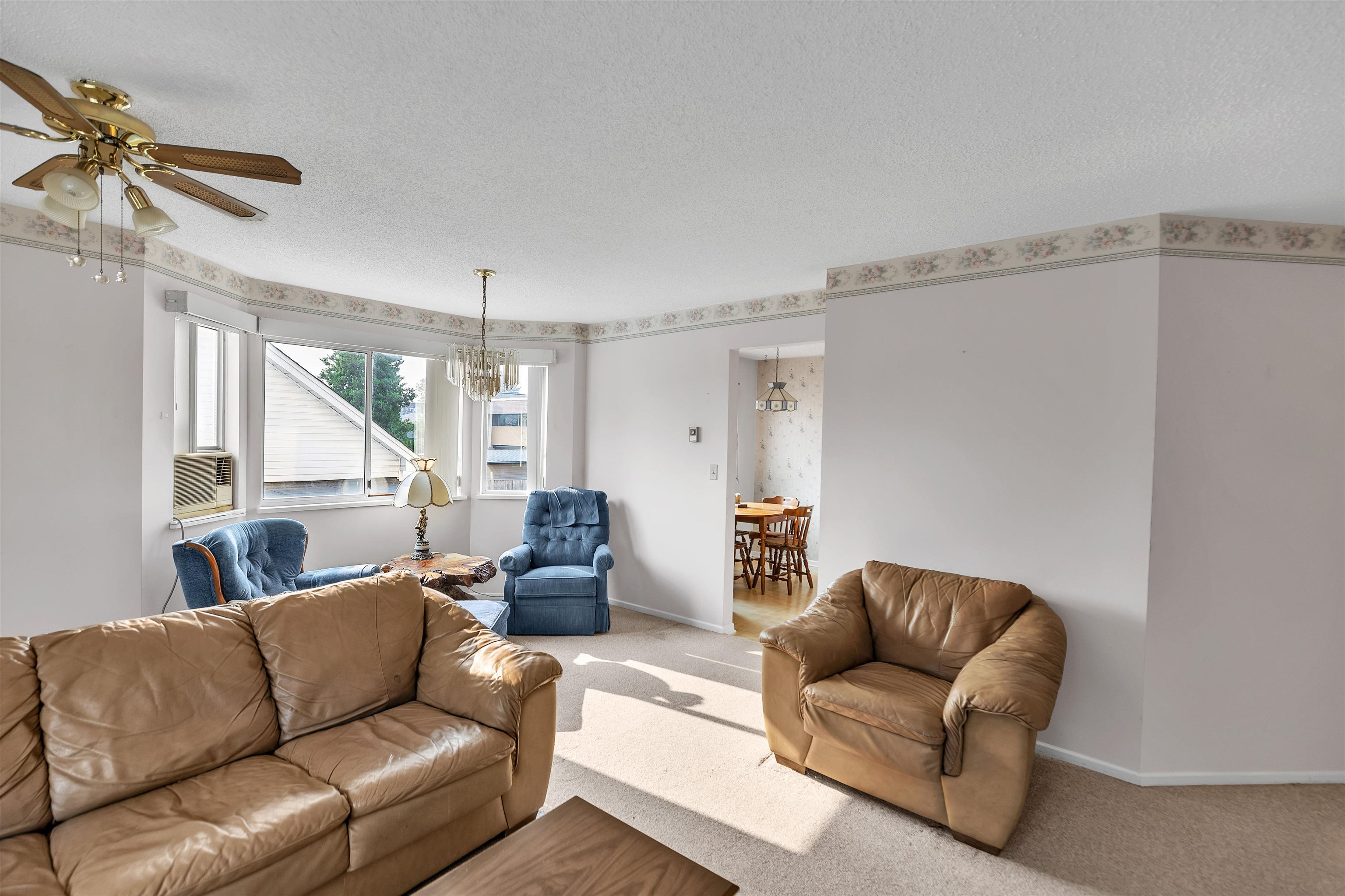 103 45604 BRETT AVENUE, #103