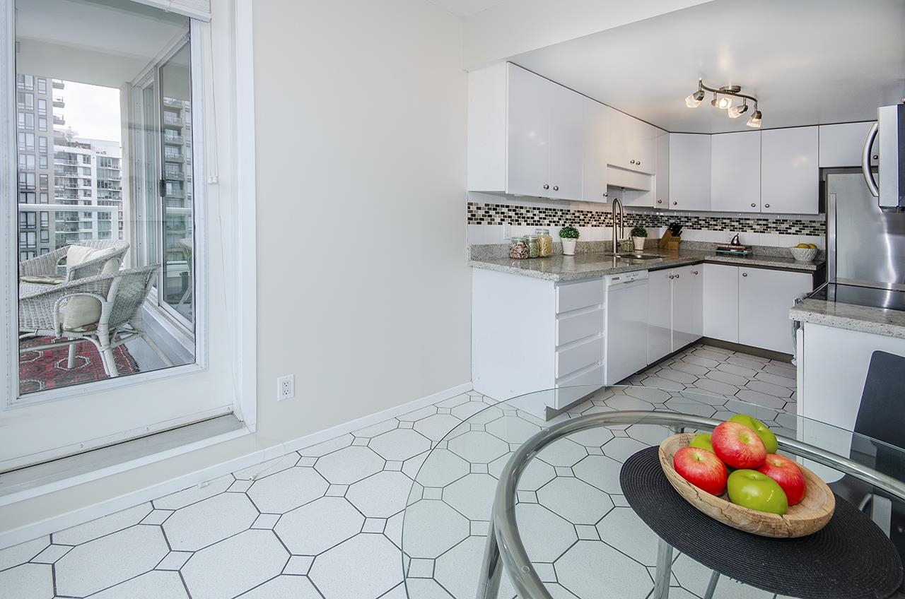902 125 W 2ND STREET, #902