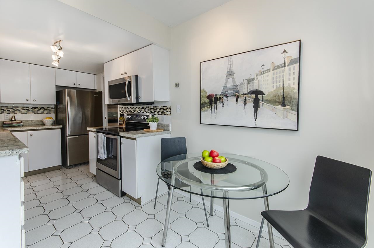 902 125 W 2ND STREET, #902