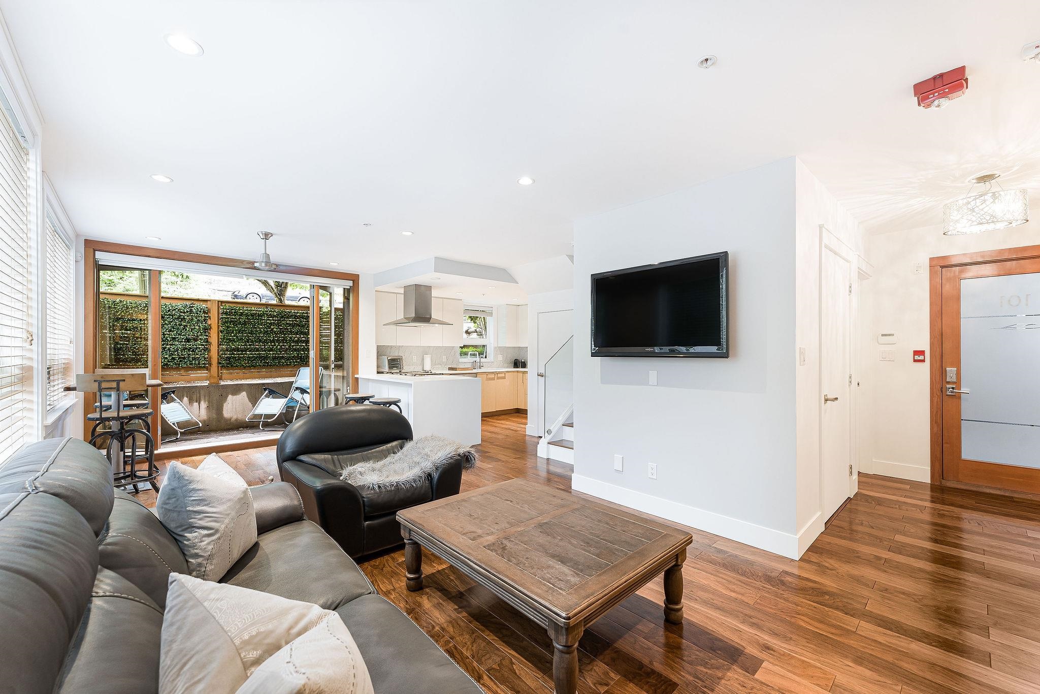 101 2200 CALEDONIA AVENUE, #101