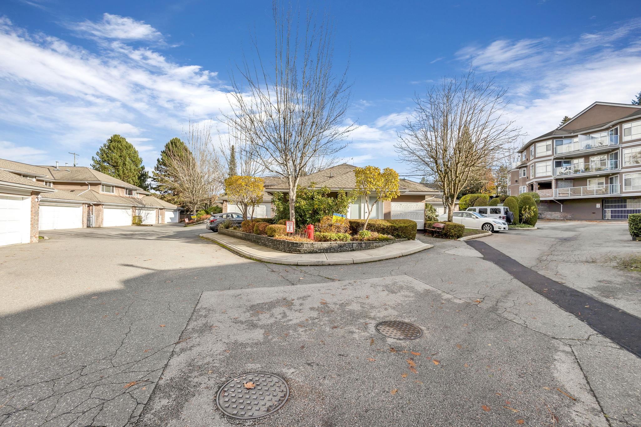 407 6866 NICHOLSON ROAD, #407