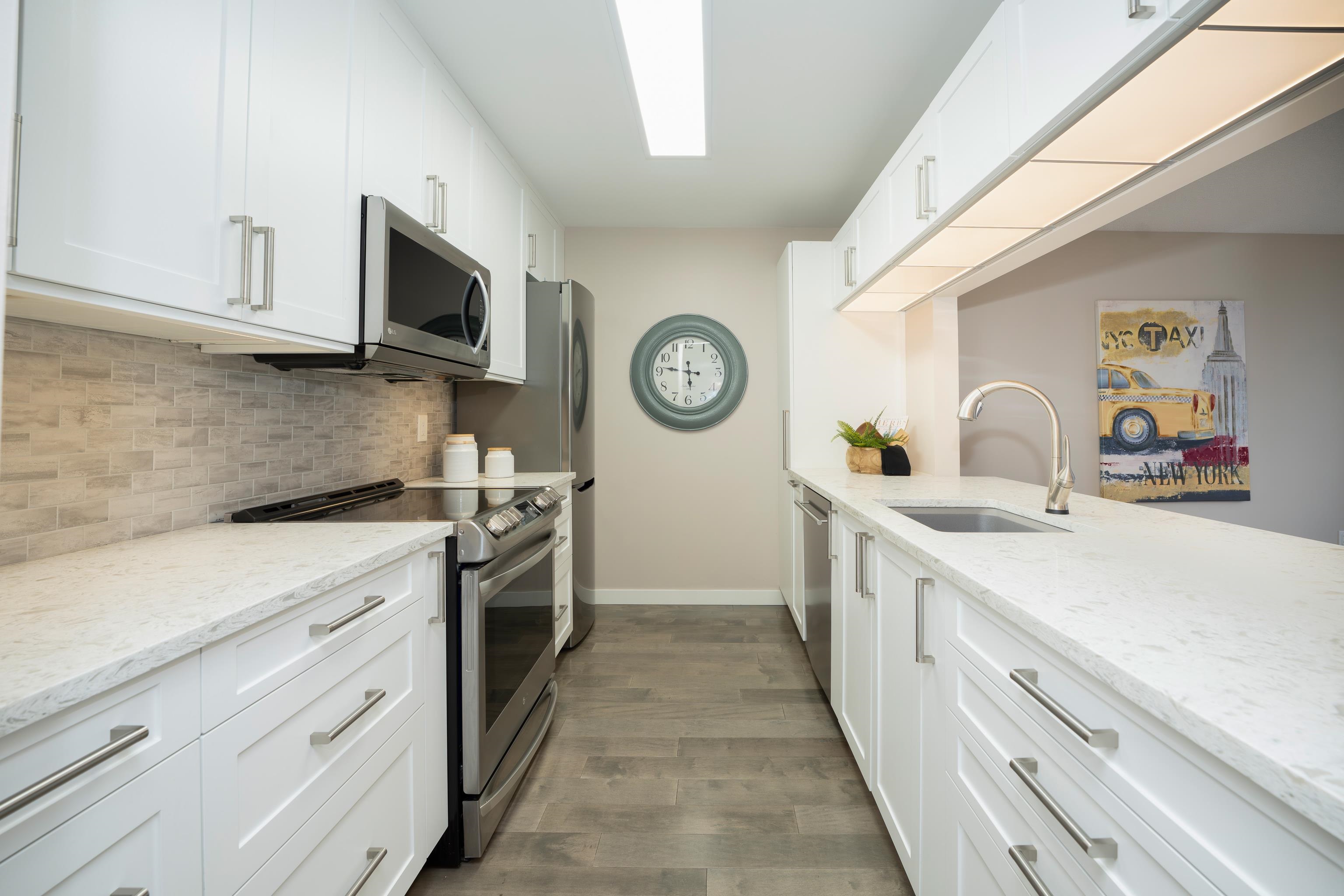306 31 RELIANCE COURT, #306
