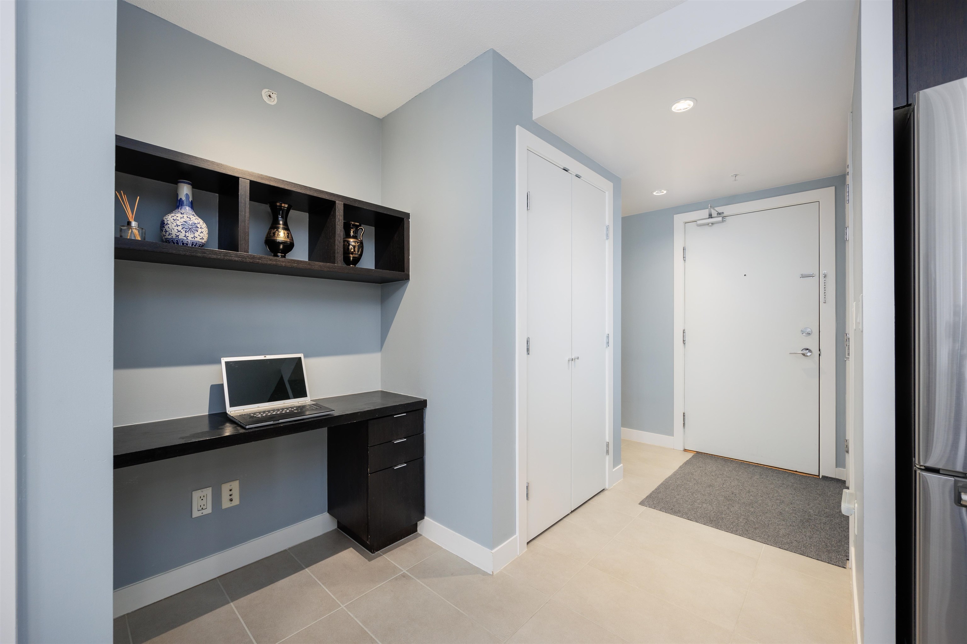 708 7325 ARCOLA STREET, #708