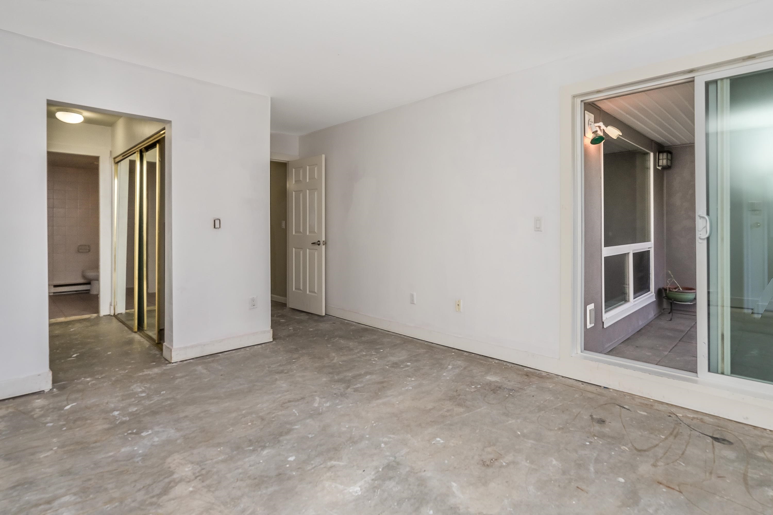 104 15717 MARINE DRIVE, #104