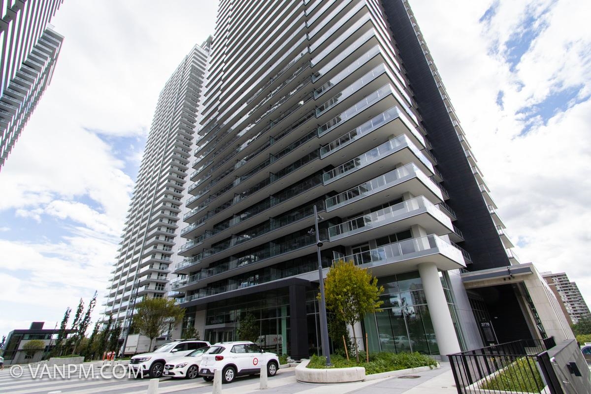 2504 3833 EVERGREEN PLACE, #2504
