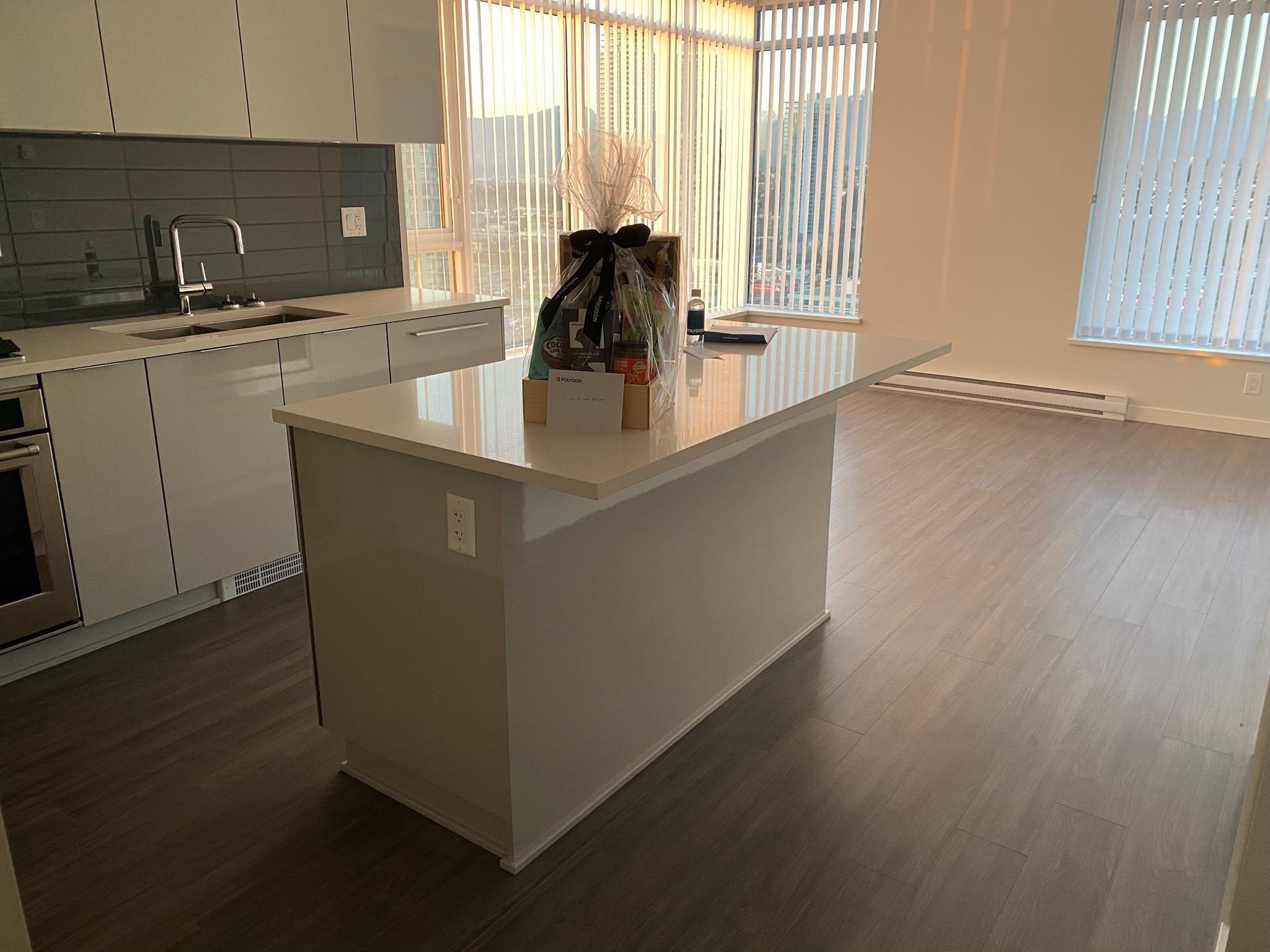 240X 2388 MADISON AVENUE, #240X