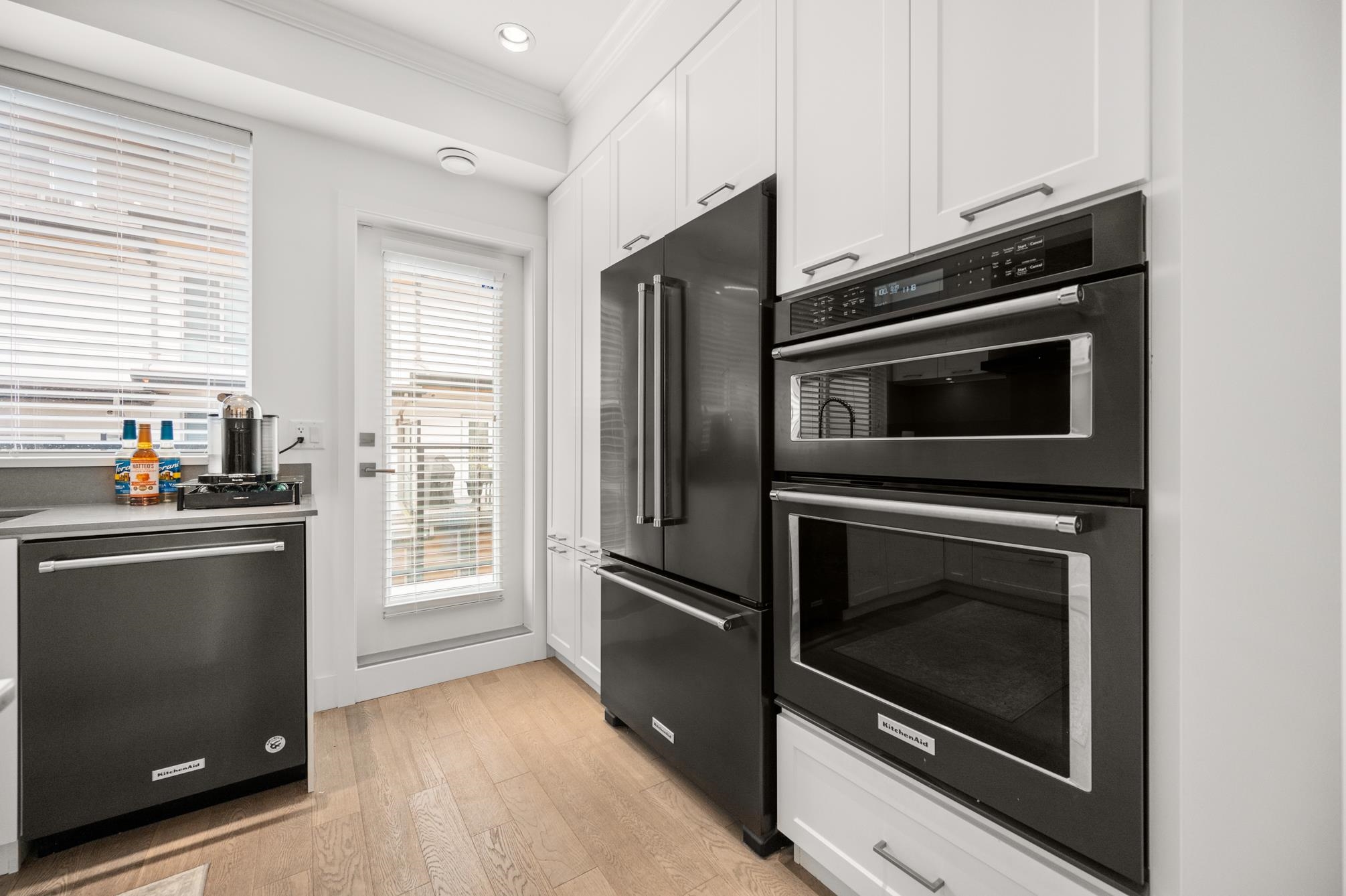 38 2825 159 STREET, #38