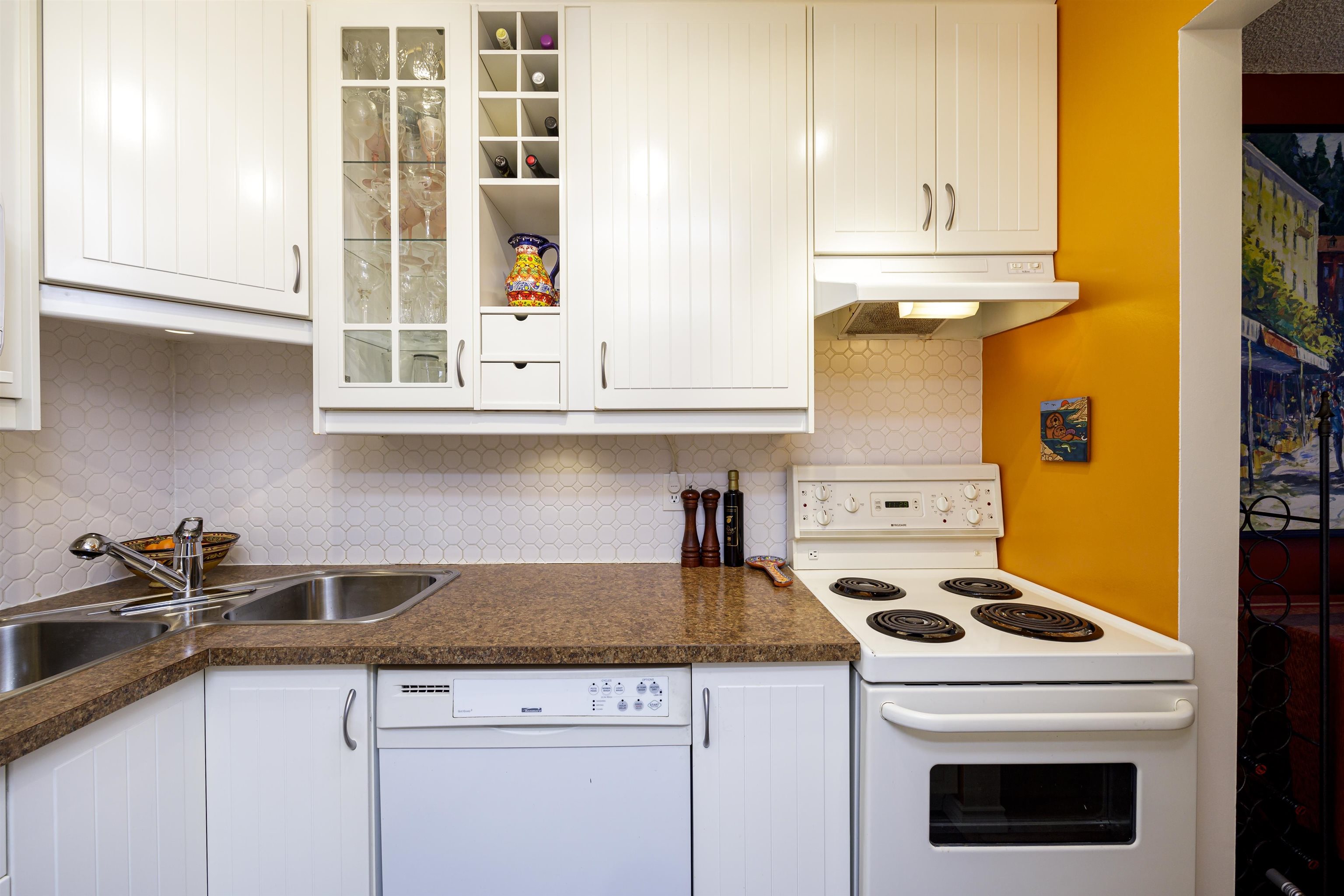 210 1065 E 8TH AVENUE, #210