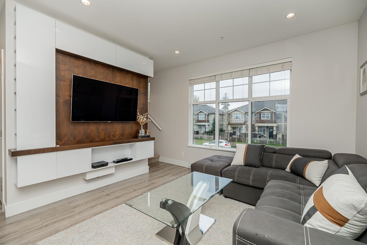 23 20451 84 AVENUE, #23