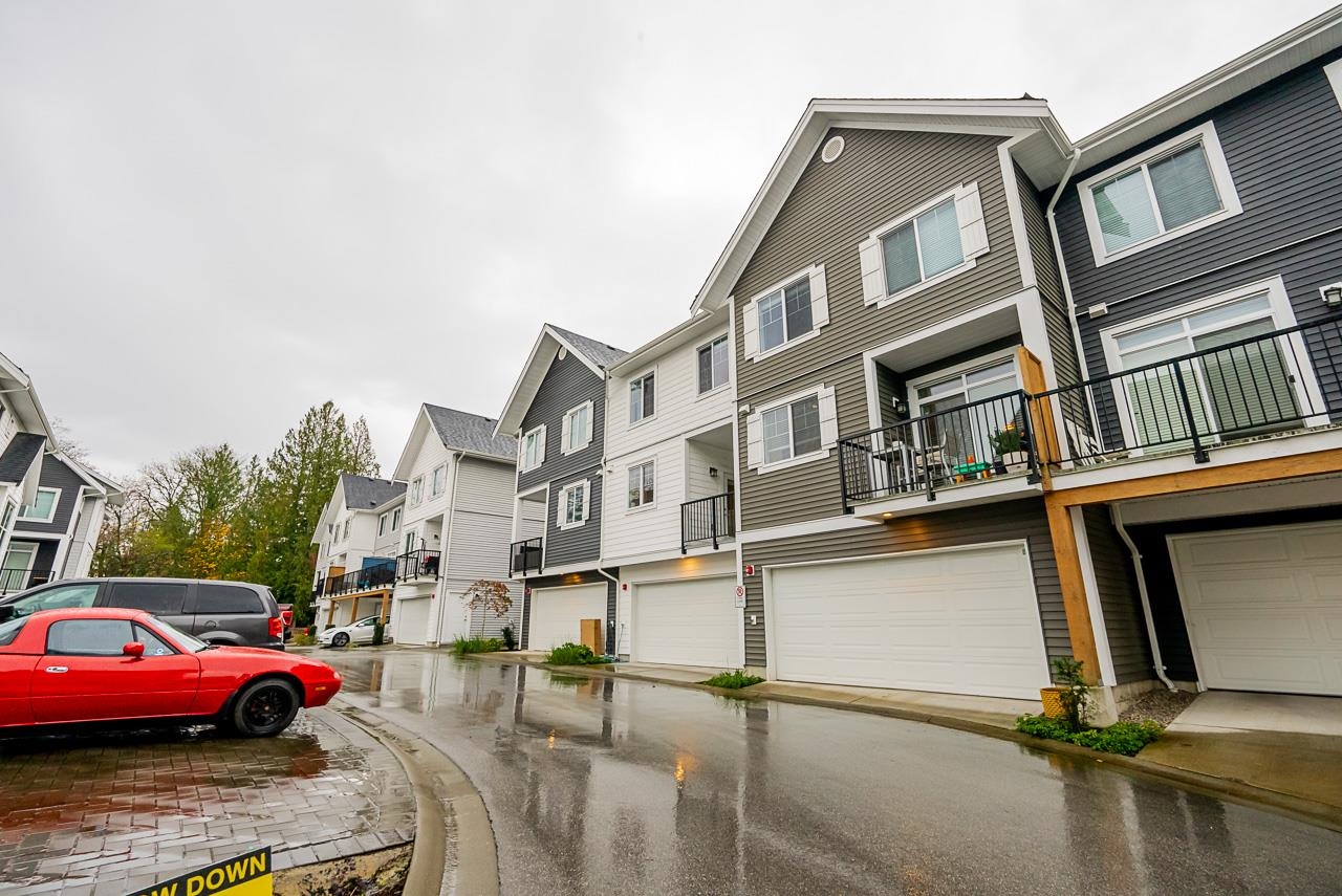 23 20451 84 AVENUE, #23