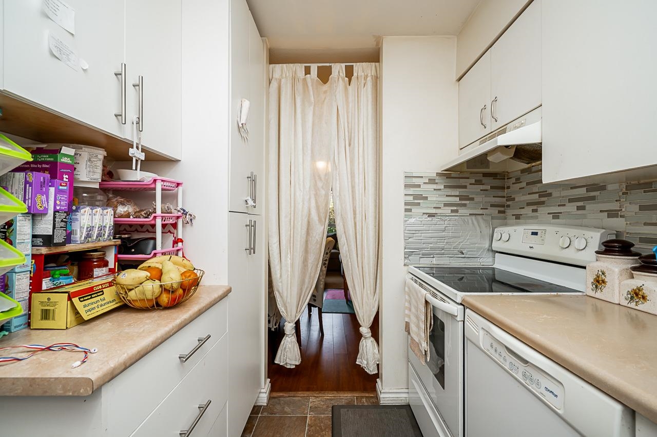 209 15991 THRIFT AVENUE, #209