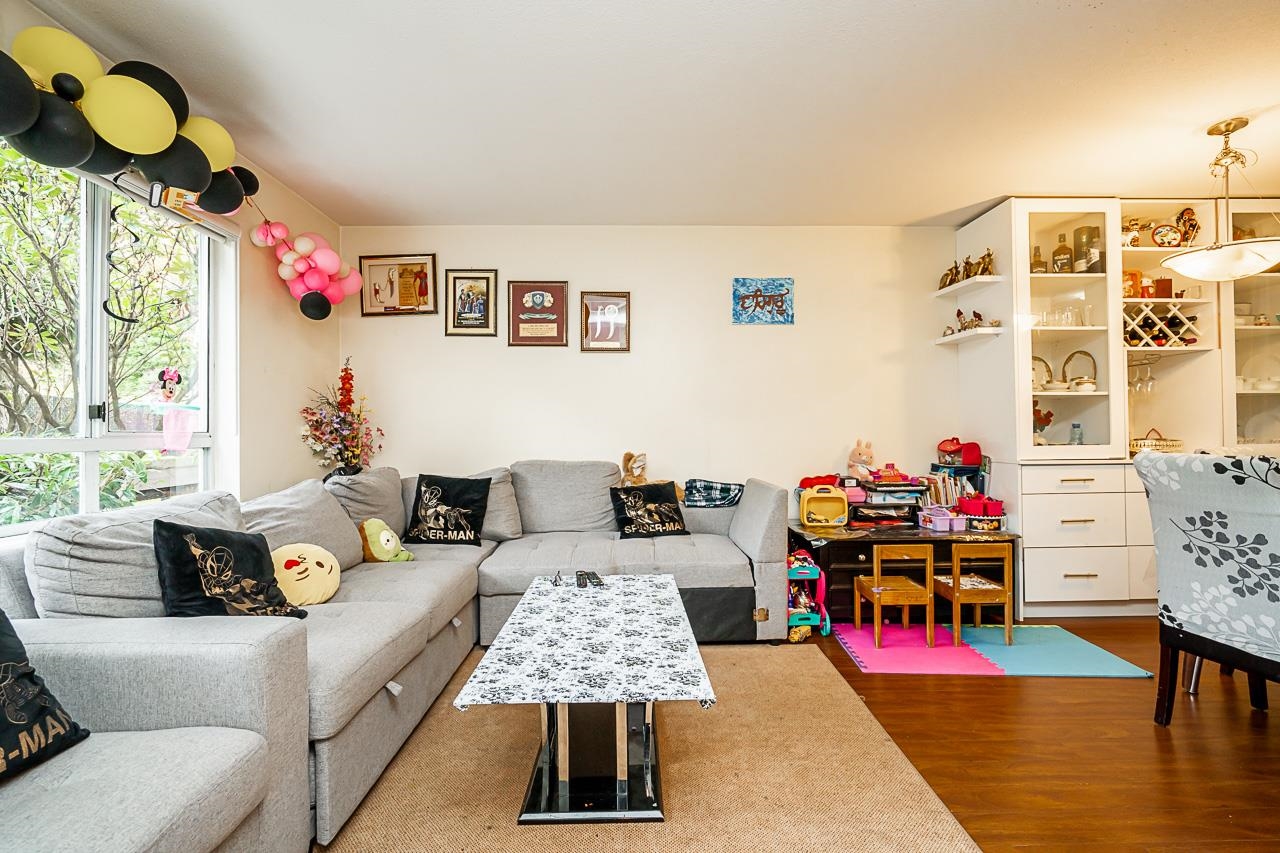 209 15991 THRIFT AVENUE, #209
