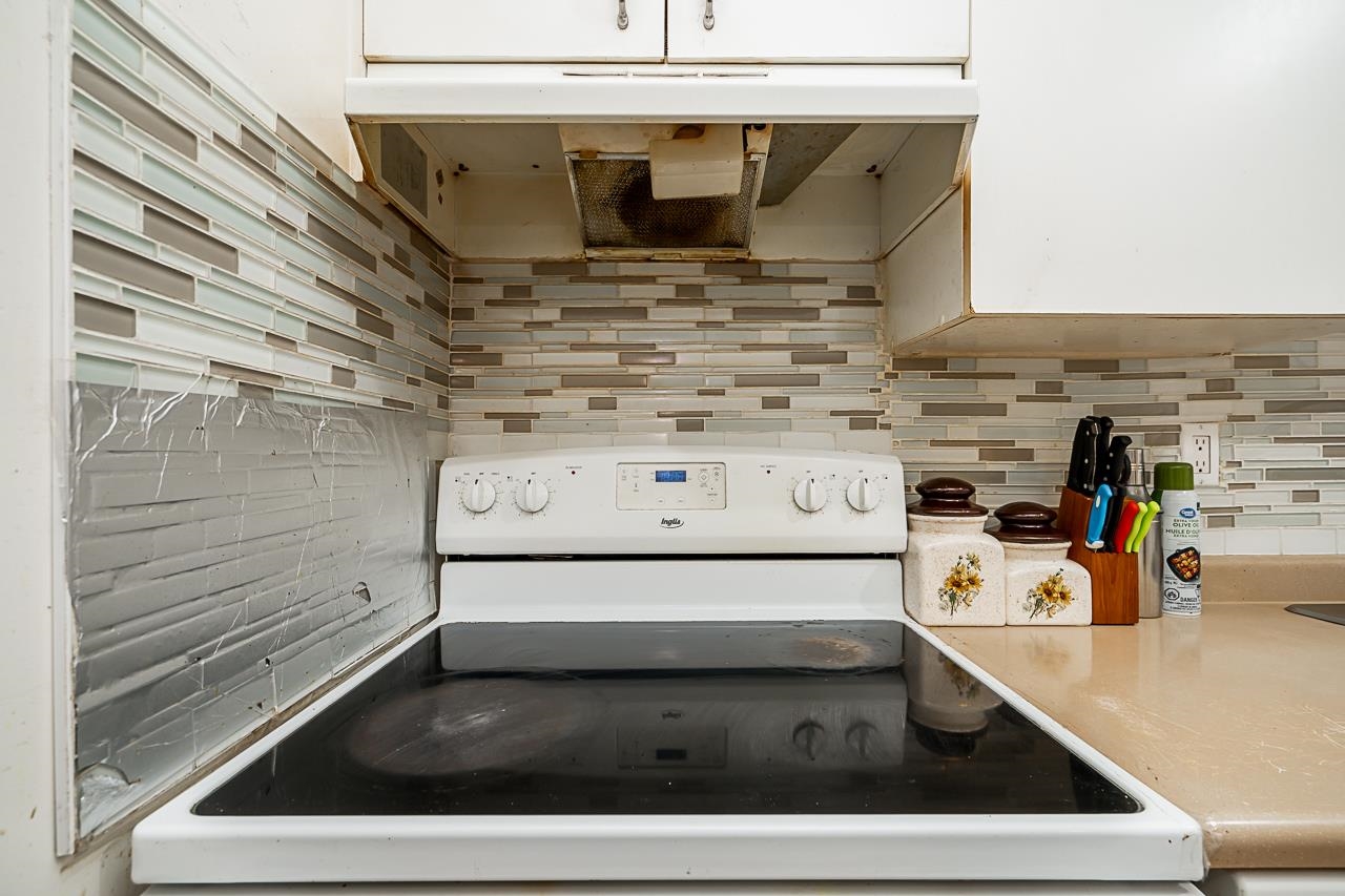 209 15991 THRIFT AVENUE, #209