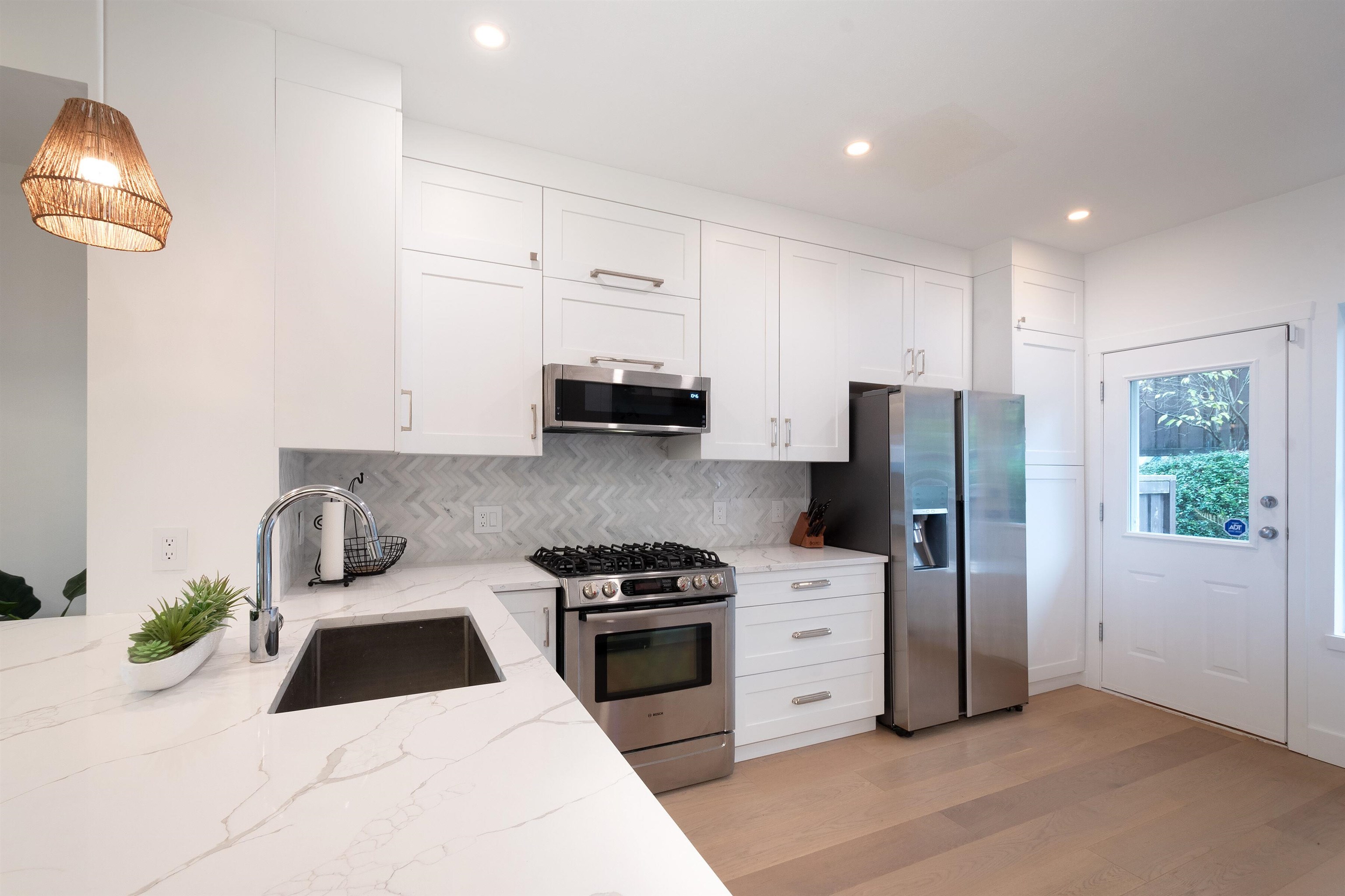160 2000 PANORAMA DRIVE, #160