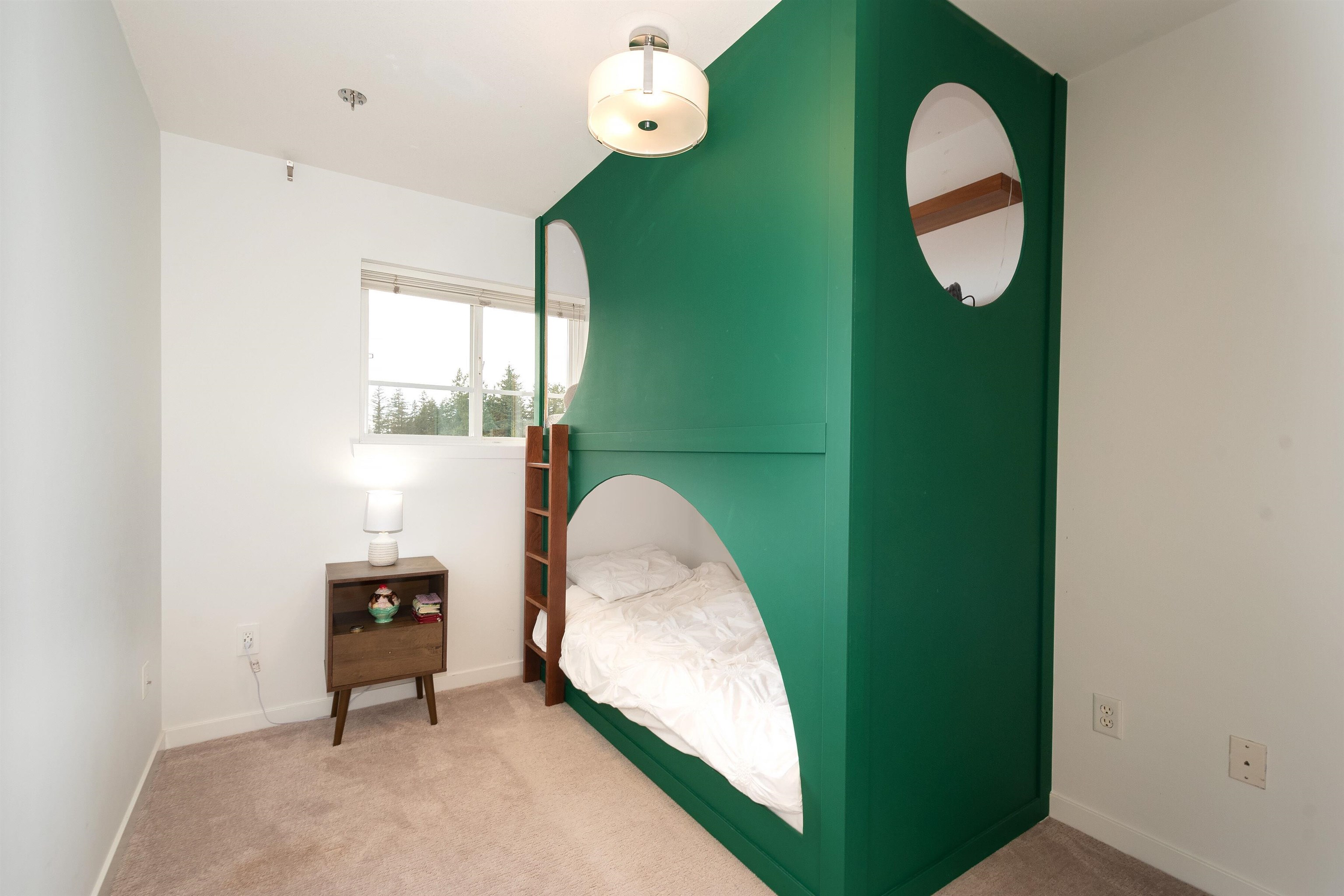 160 2000 PANORAMA DRIVE, #160