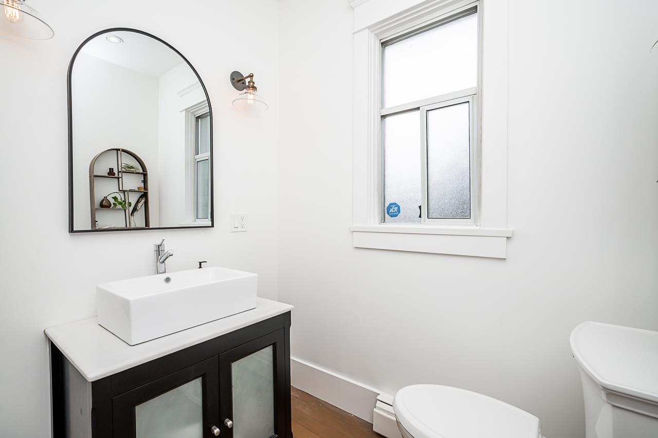 448 W 14TH STREET