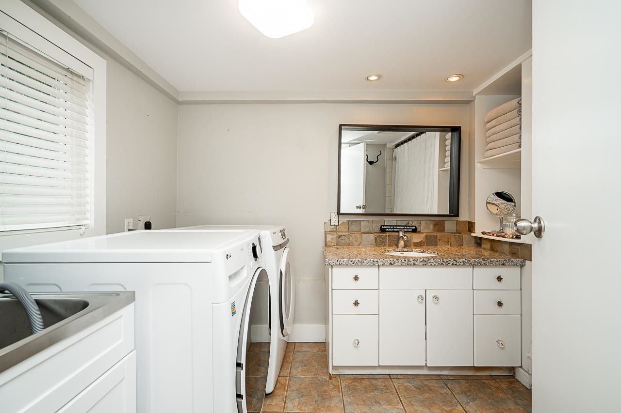 448 W 14TH STREET