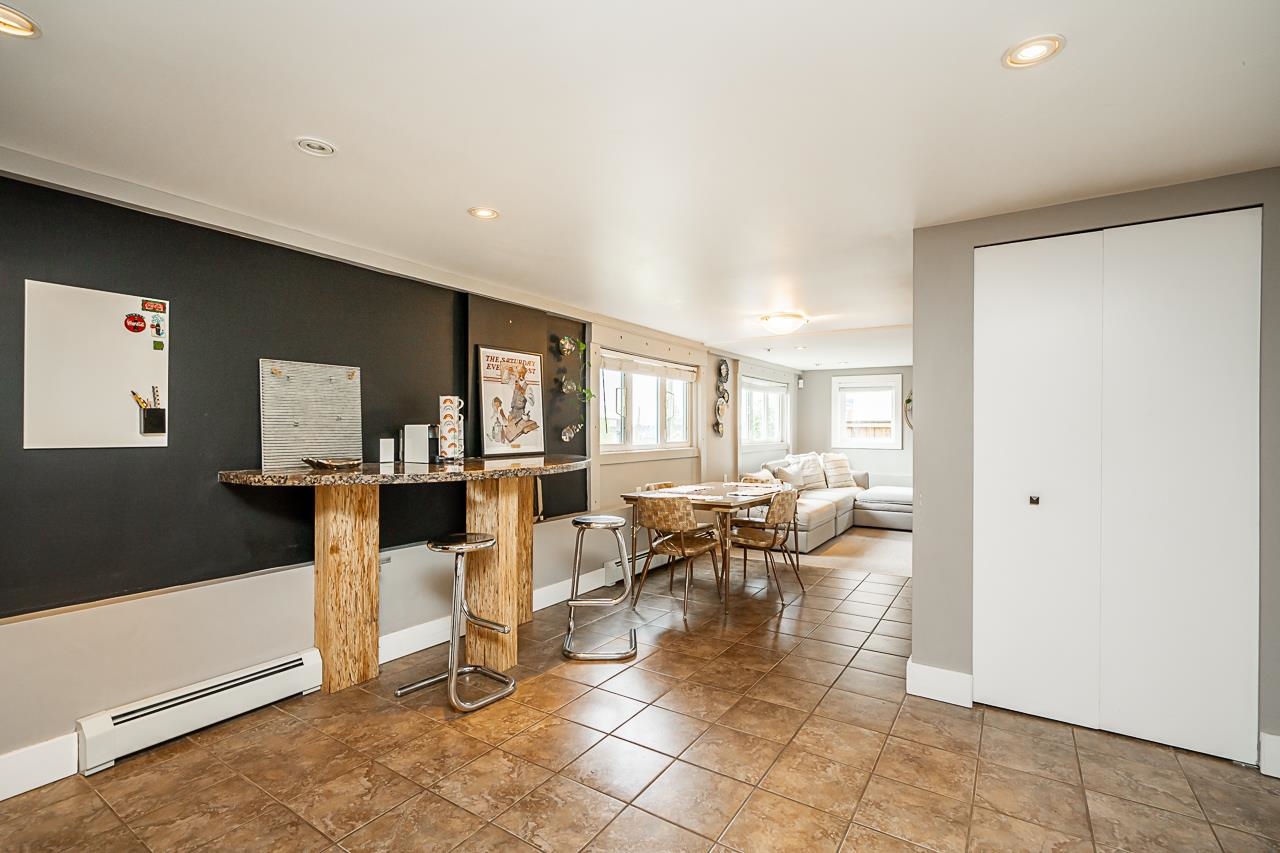 448 W 14TH STREET