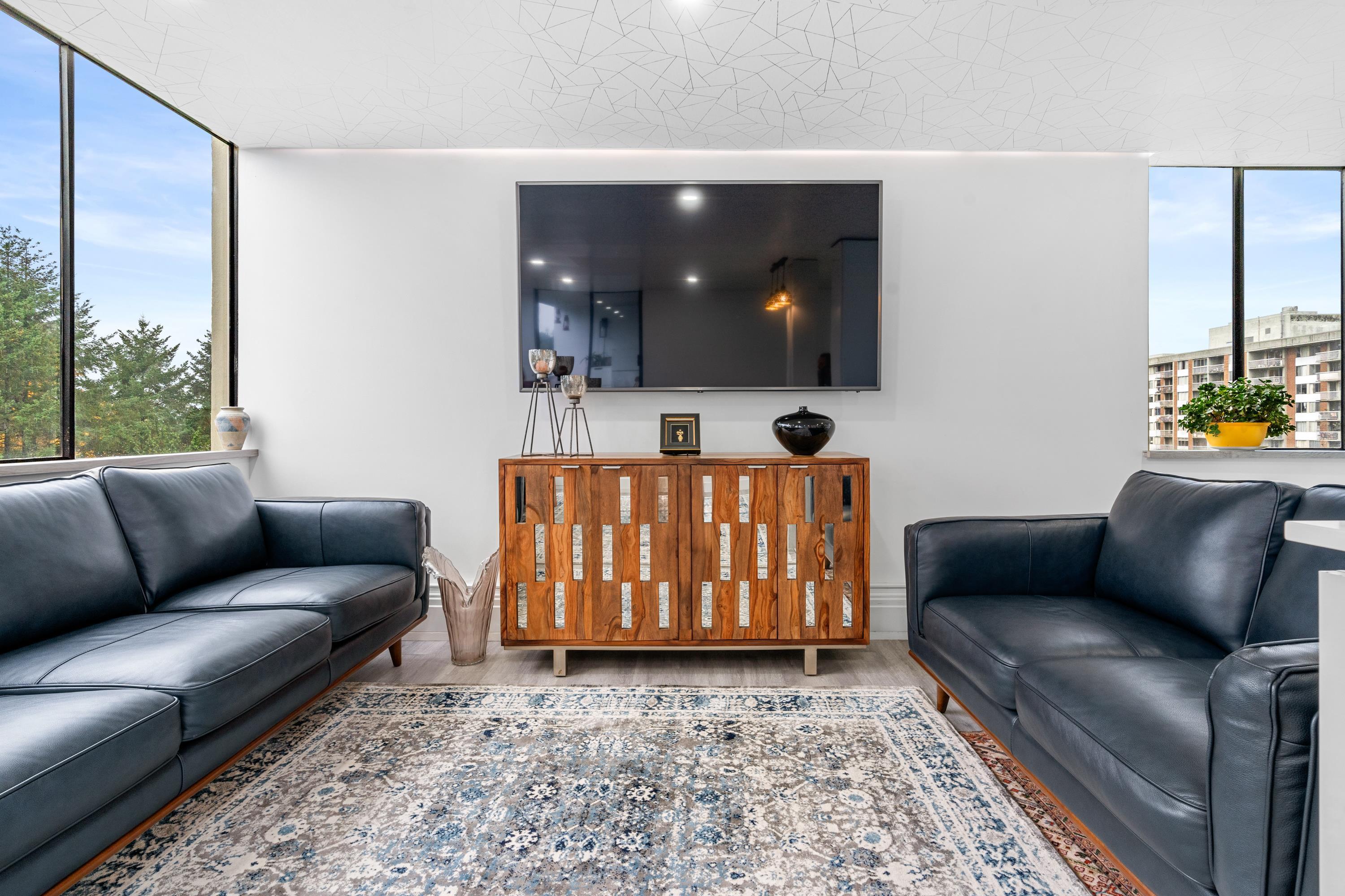 1003 2004 FULLERTON AVENUE, #1003