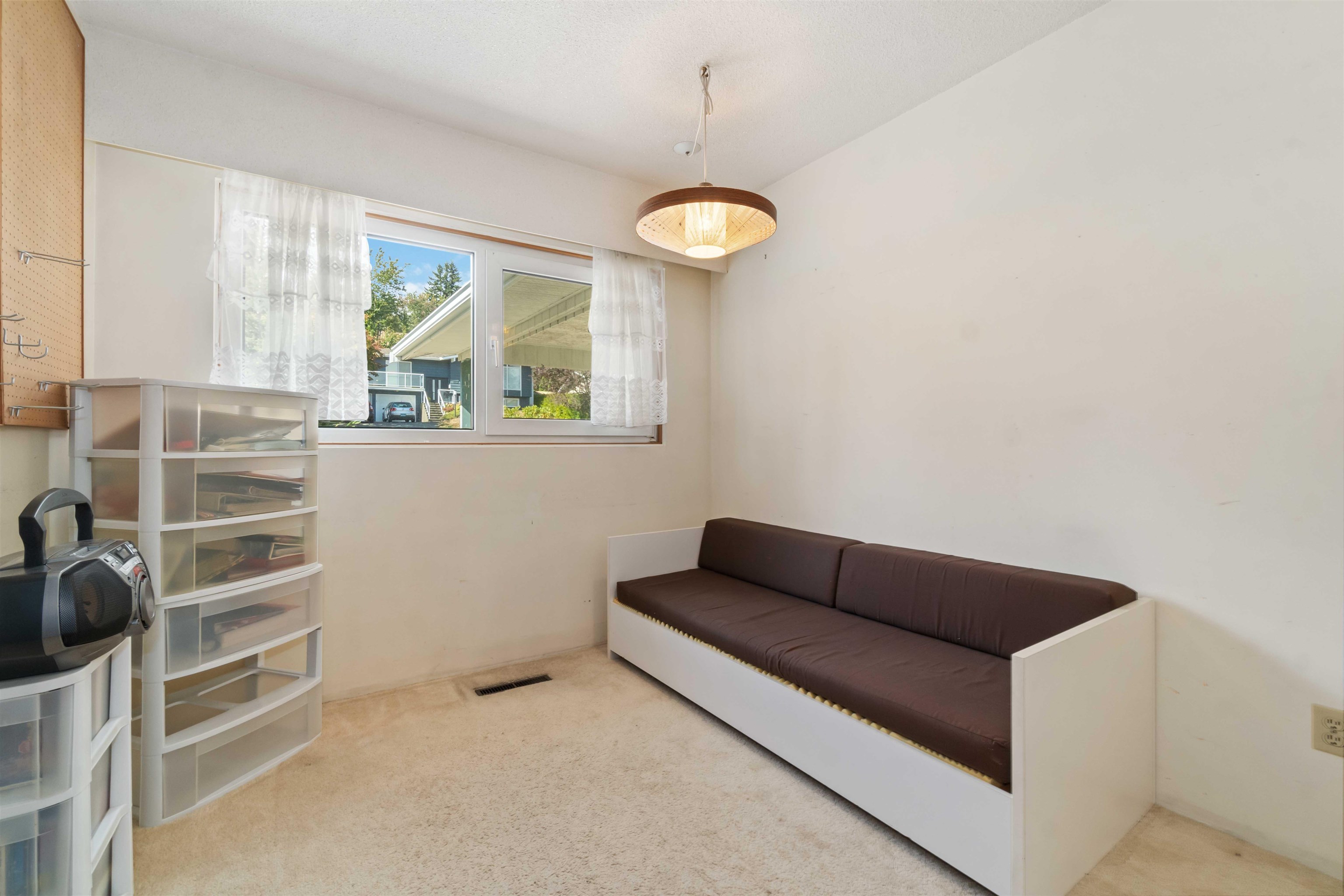 3029 FLEET STREET