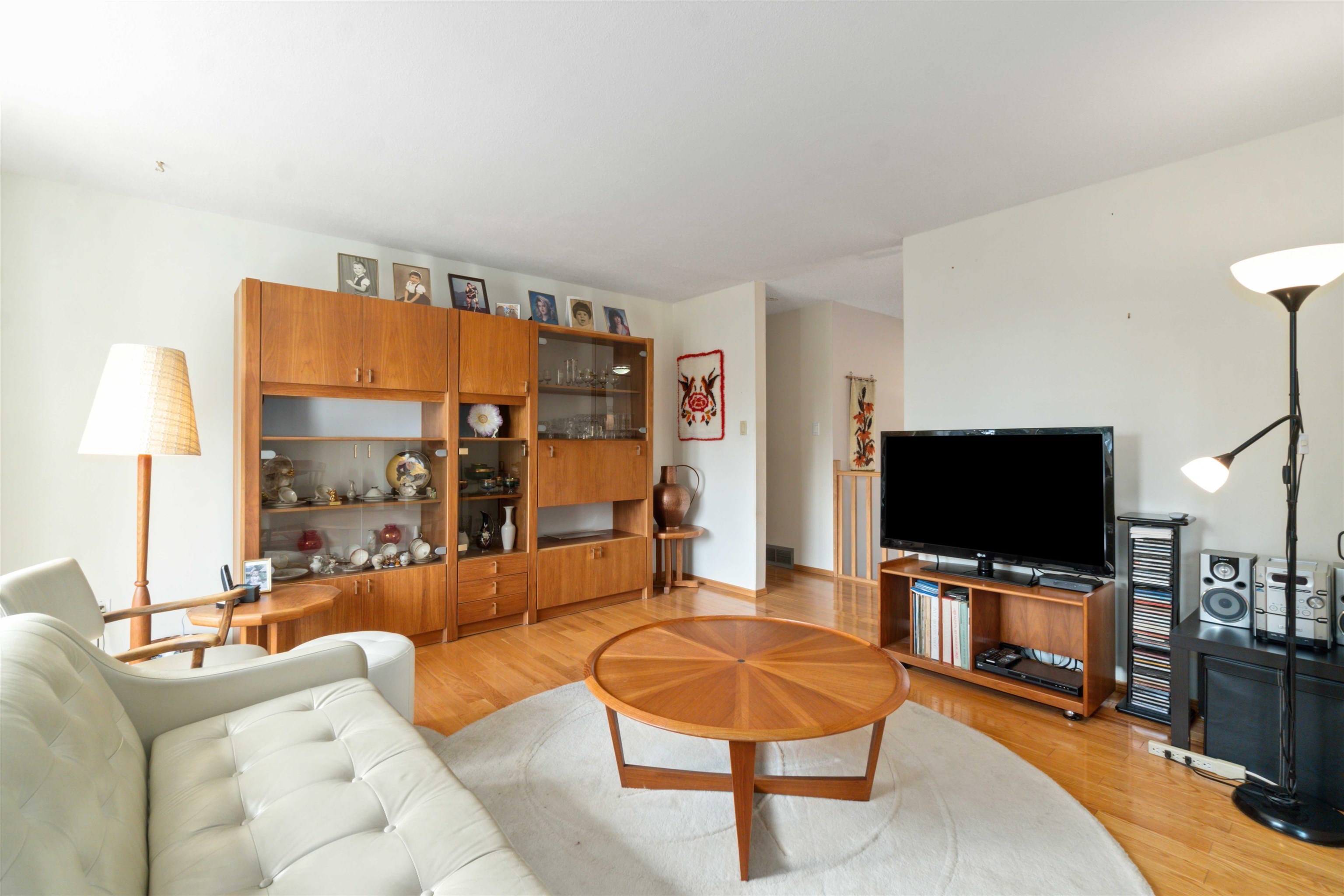 3029 FLEET STREET