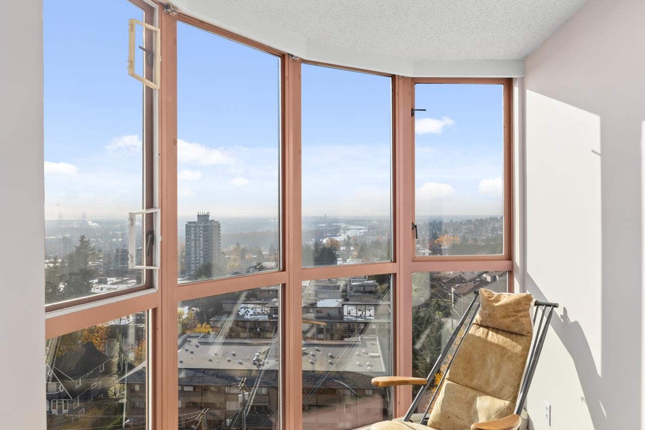 1204 612 FIFTH AVENUE, #1204