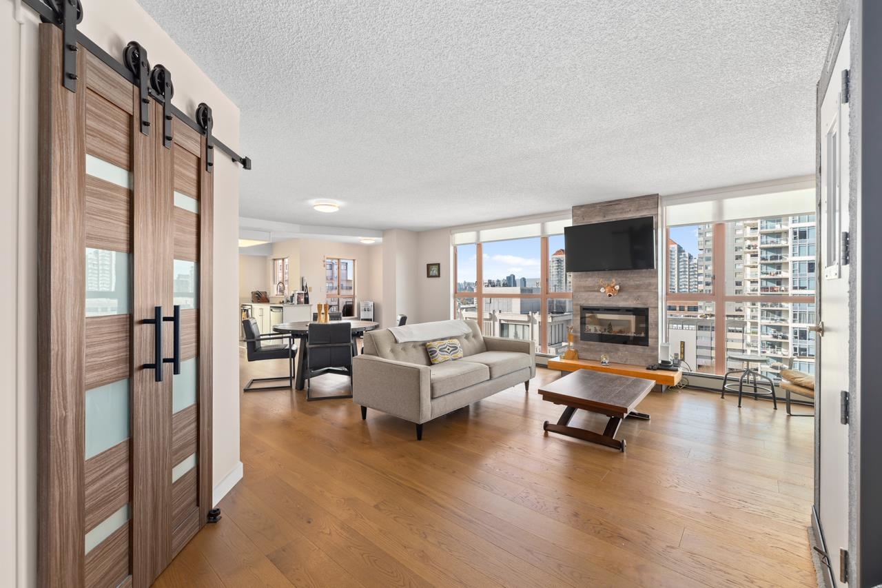 1204 612 FIFTH AVENUE, #1204