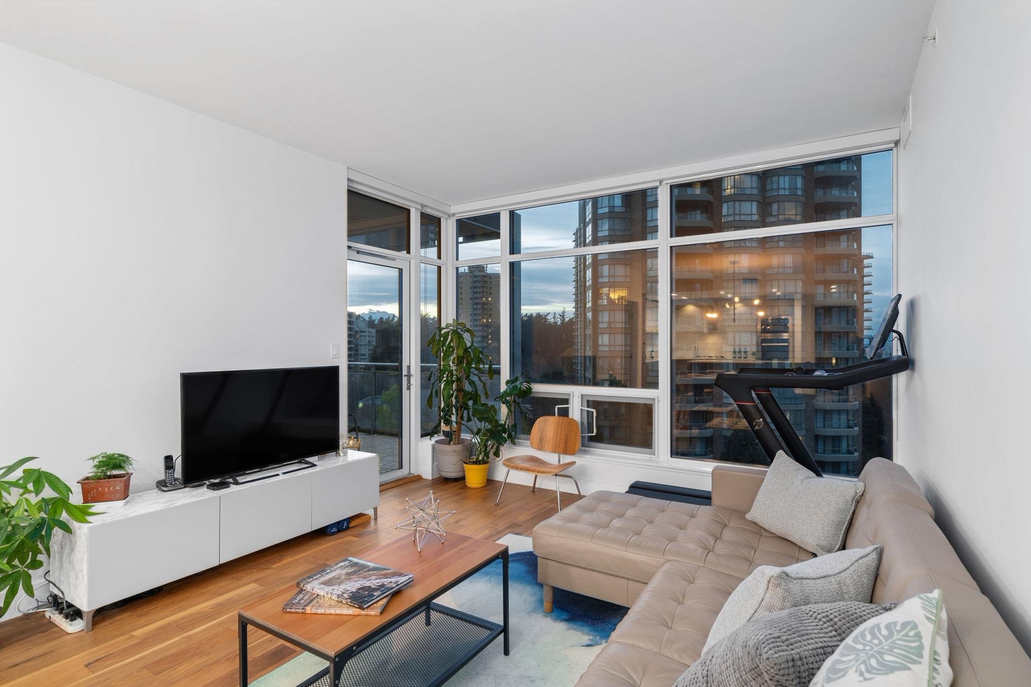 701 4360 BERESFORD STREET, #701