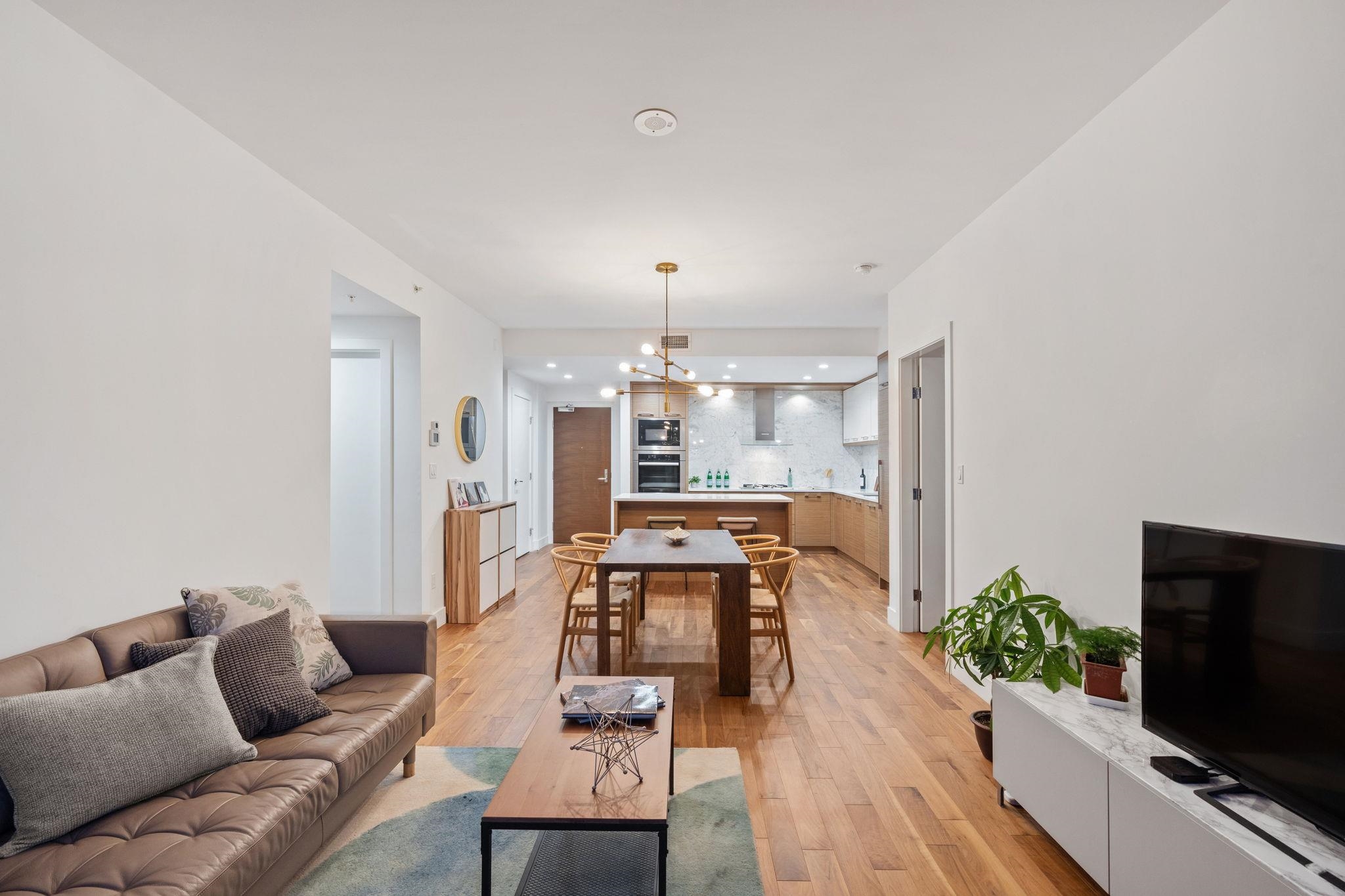 701 4360 BERESFORD STREET, #701