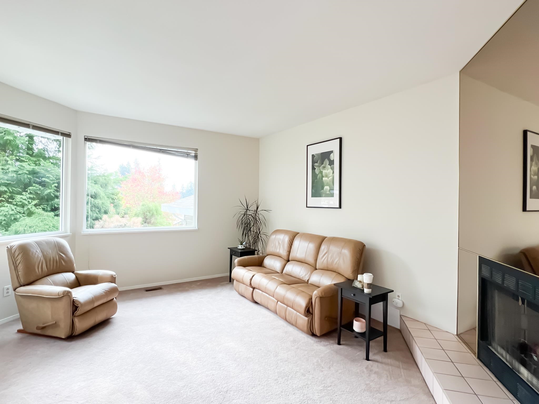 37 RAVINE DRIVE