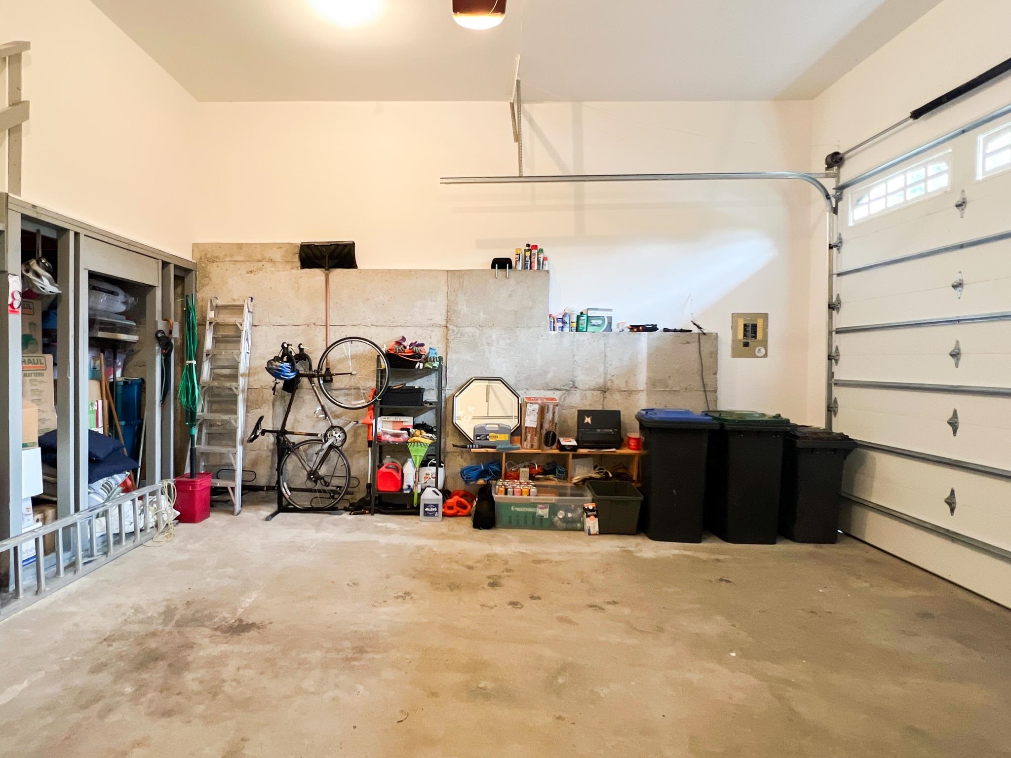 37 RAVINE DRIVE