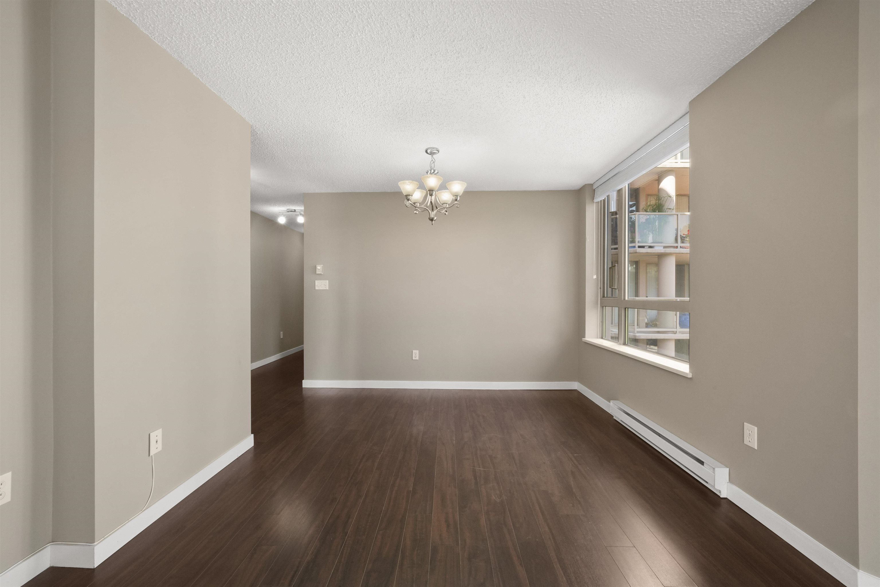 304 1190 PIPELINE ROAD, #304