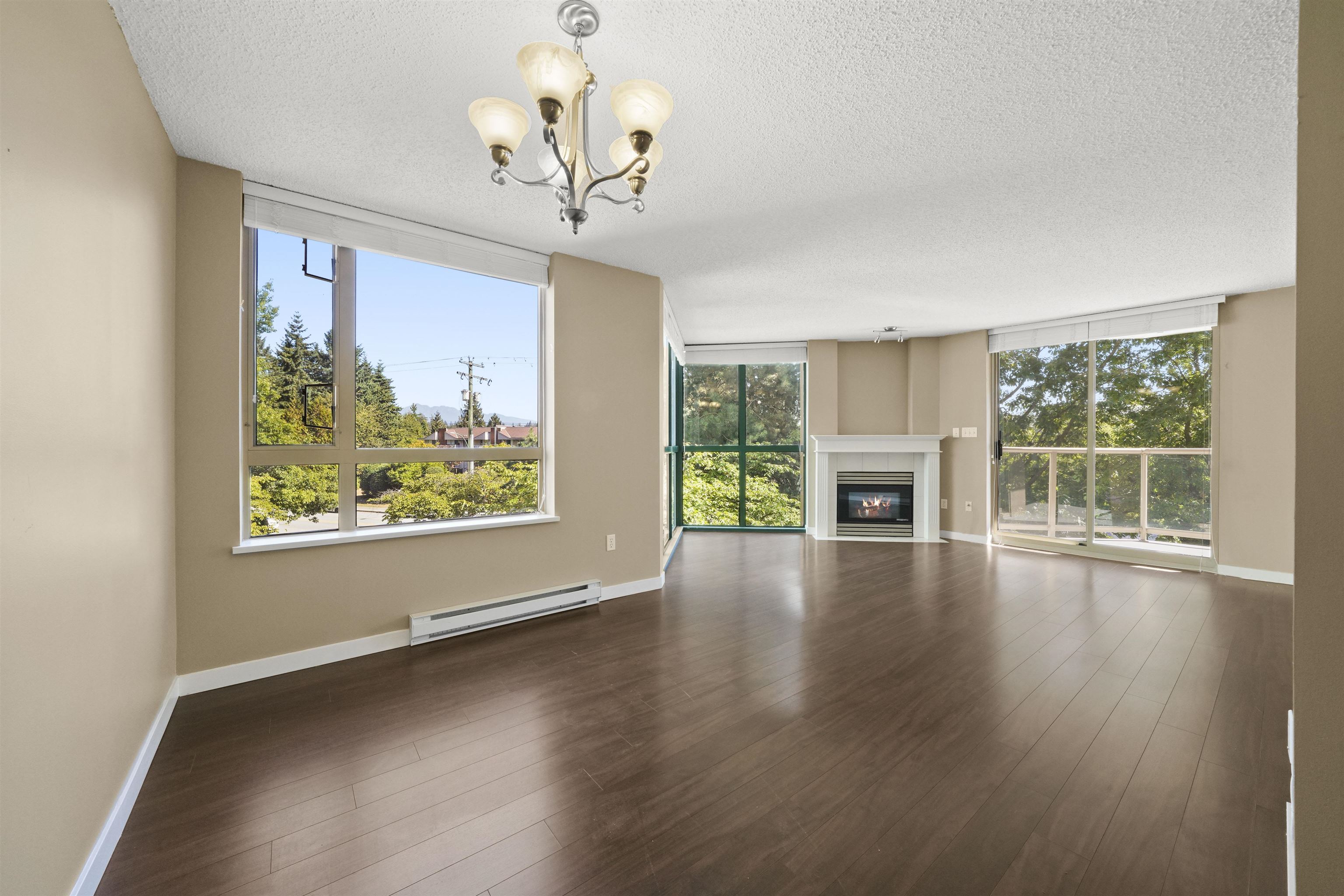 304 1190 PIPELINE ROAD, #304