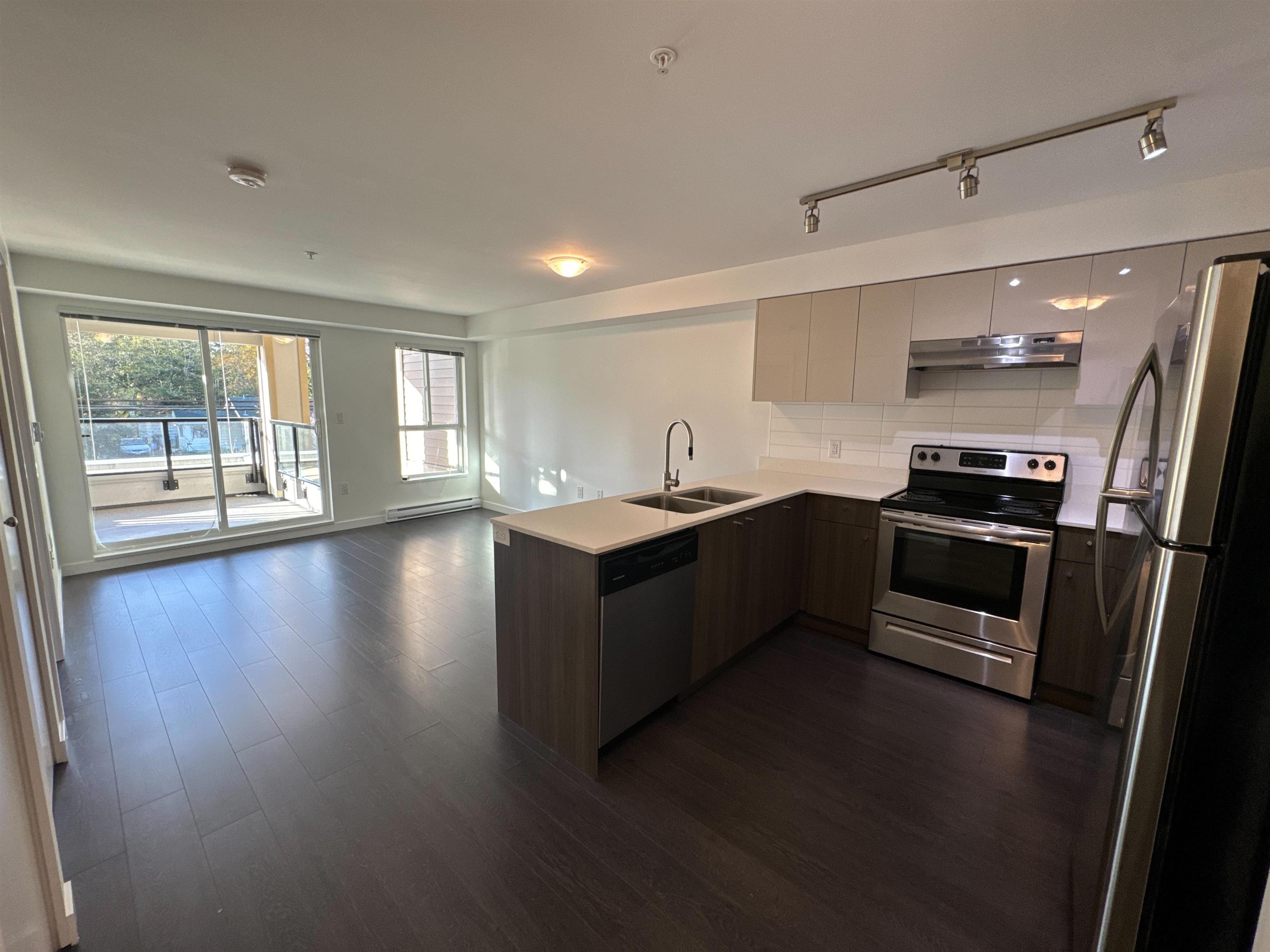 206 10688 140 STREET, #206