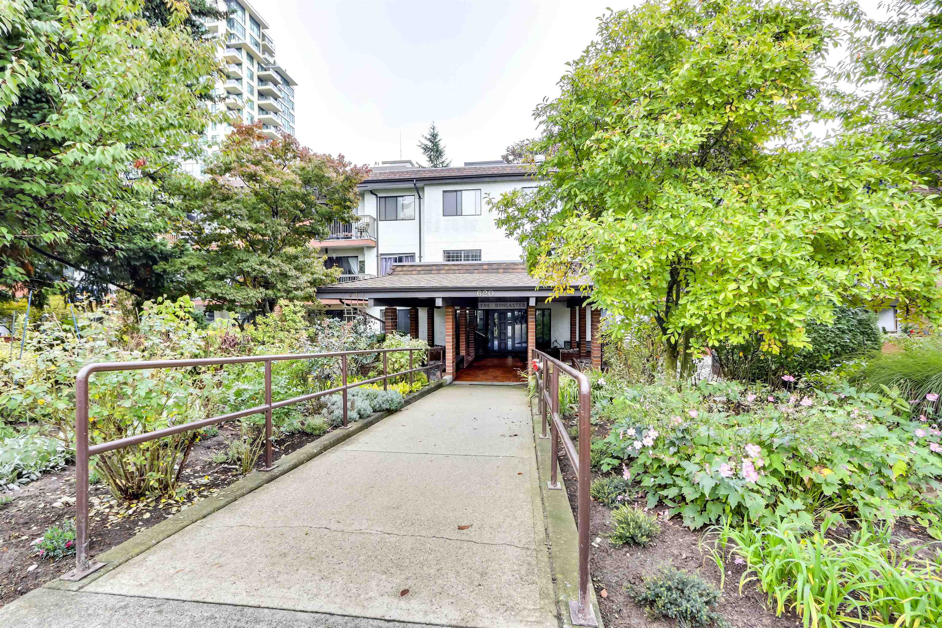 309 620 EIGHTH AVENUE, #309