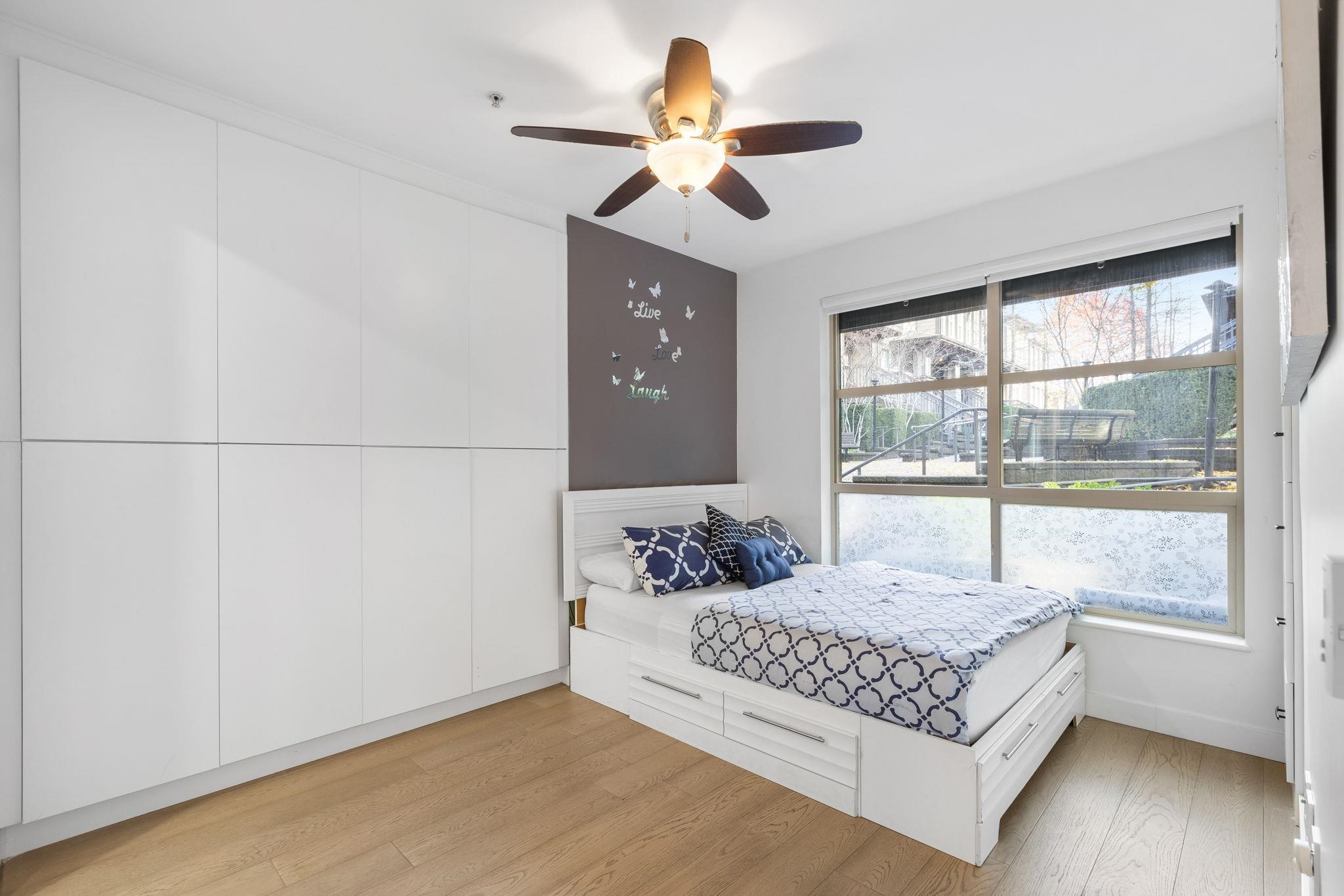 101 1468 ST. ANDREWS AVENUE, #101