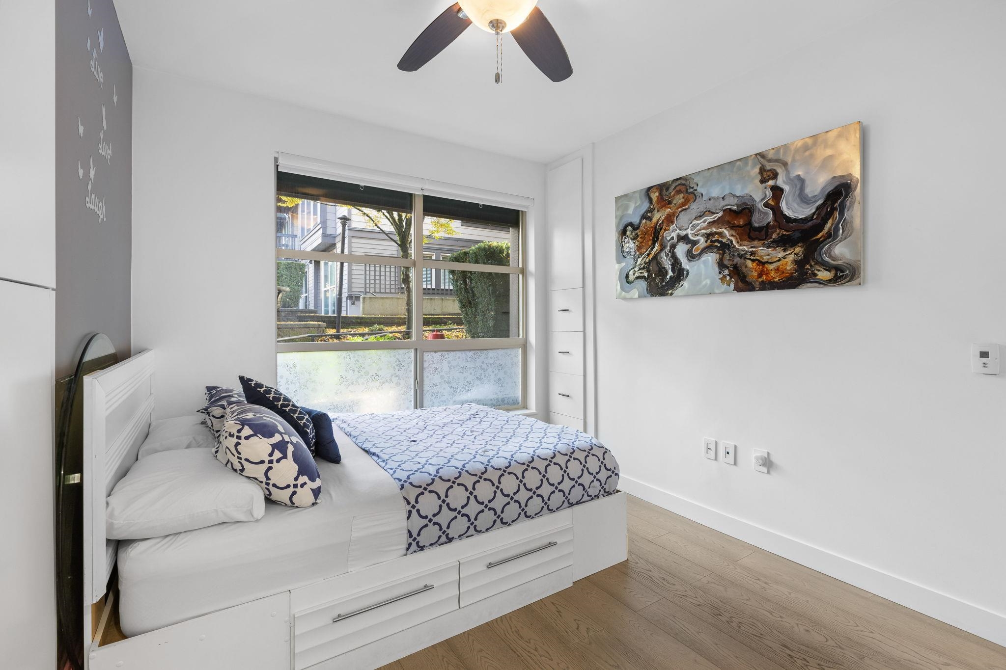101 1468 ST. ANDREWS AVENUE, #101