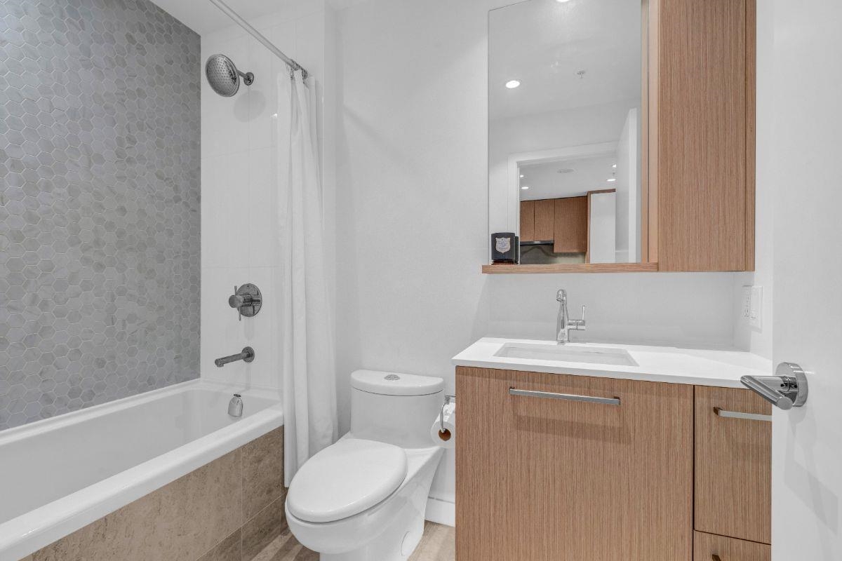 1104 567 CLARKE ROAD, #1104