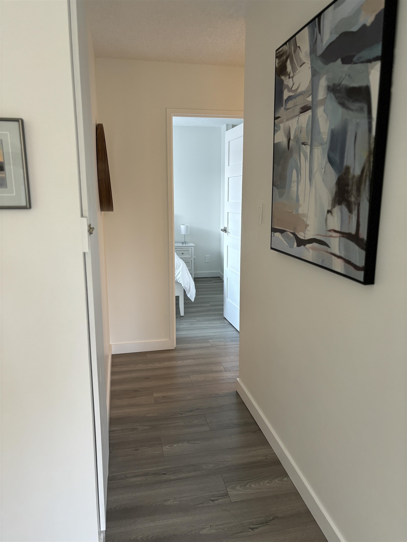 201 1725 PENDRELL STREET, #201