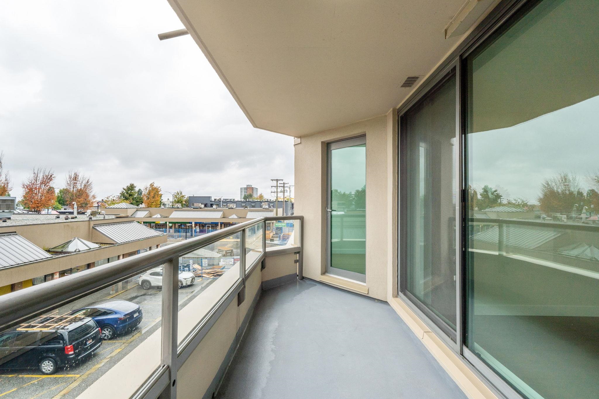 210 4160 ALBERT STREET, #210
