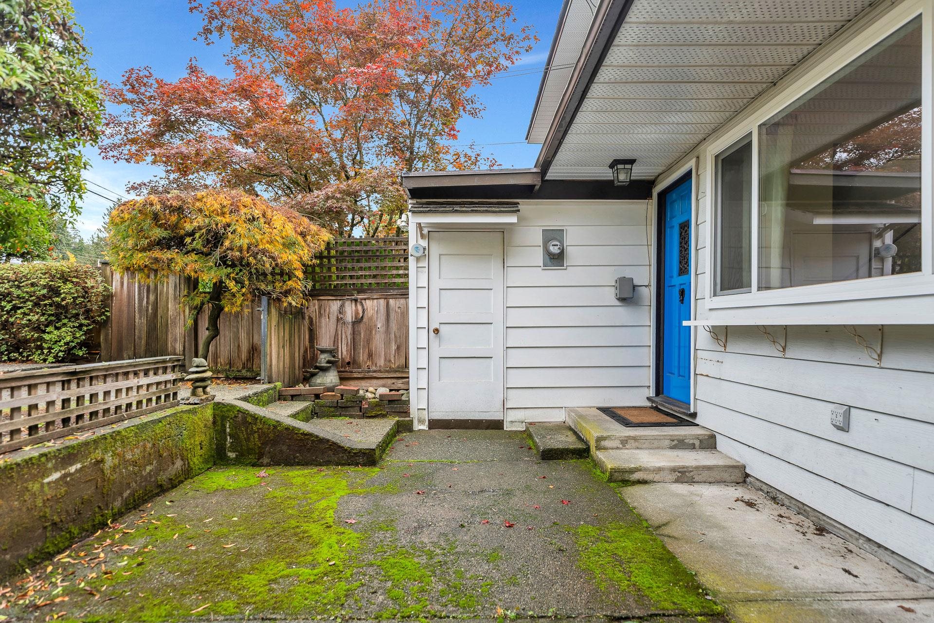 1128 ROCHESTER AVENUE
