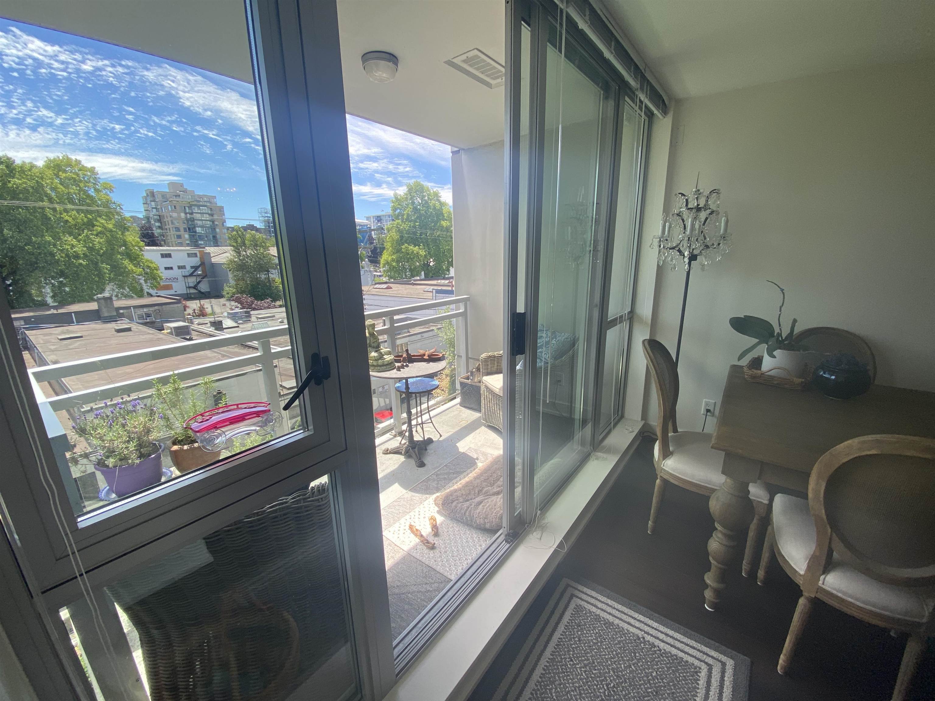 401 1680 W 4TH AVENUE, #401