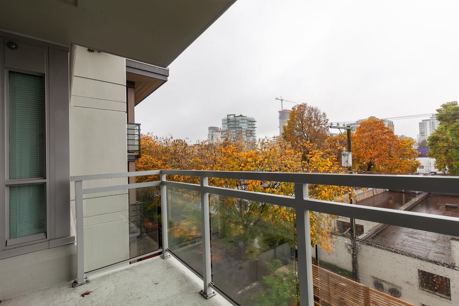 401 1680 W 4TH AVENUE, #401