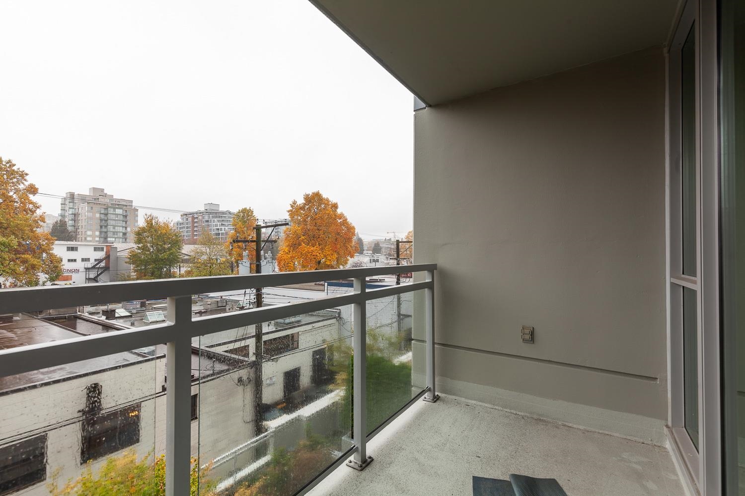 401 1680 W 4TH AVENUE, #401