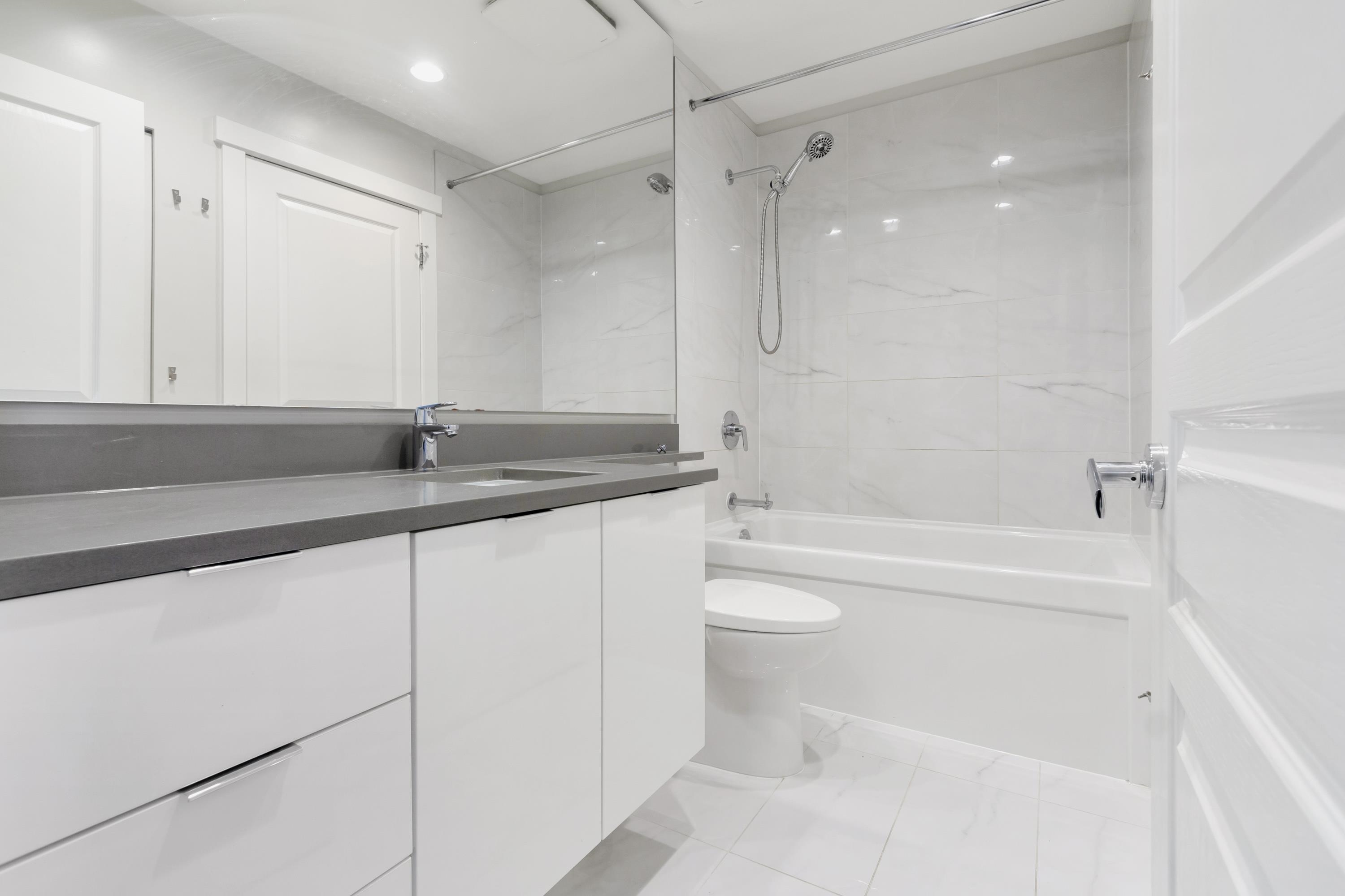 612 9399 ALEXANDRA ROAD, #612